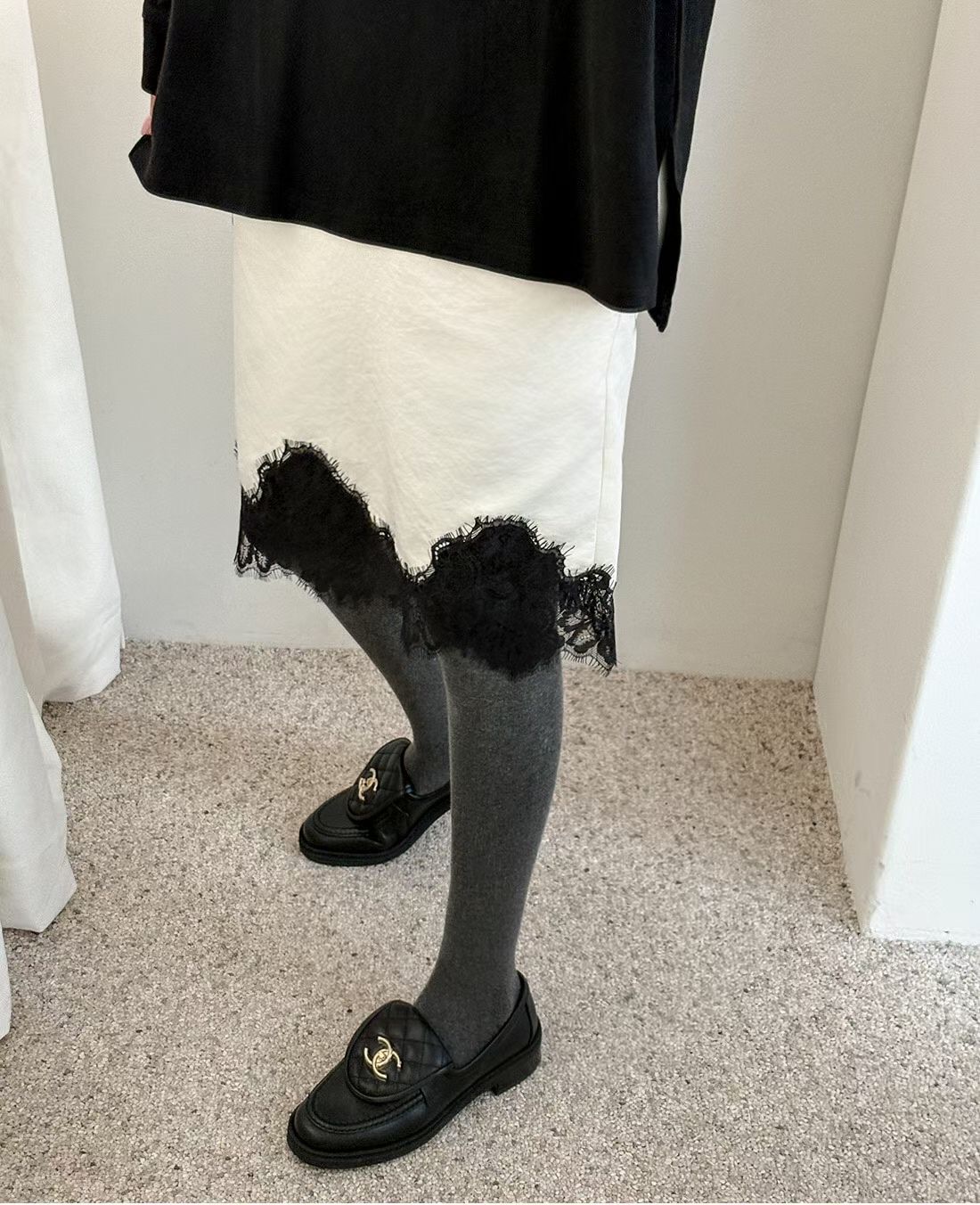 TS14 / ELASTIC BANDING SATIN/LACE MIDI SKIRT