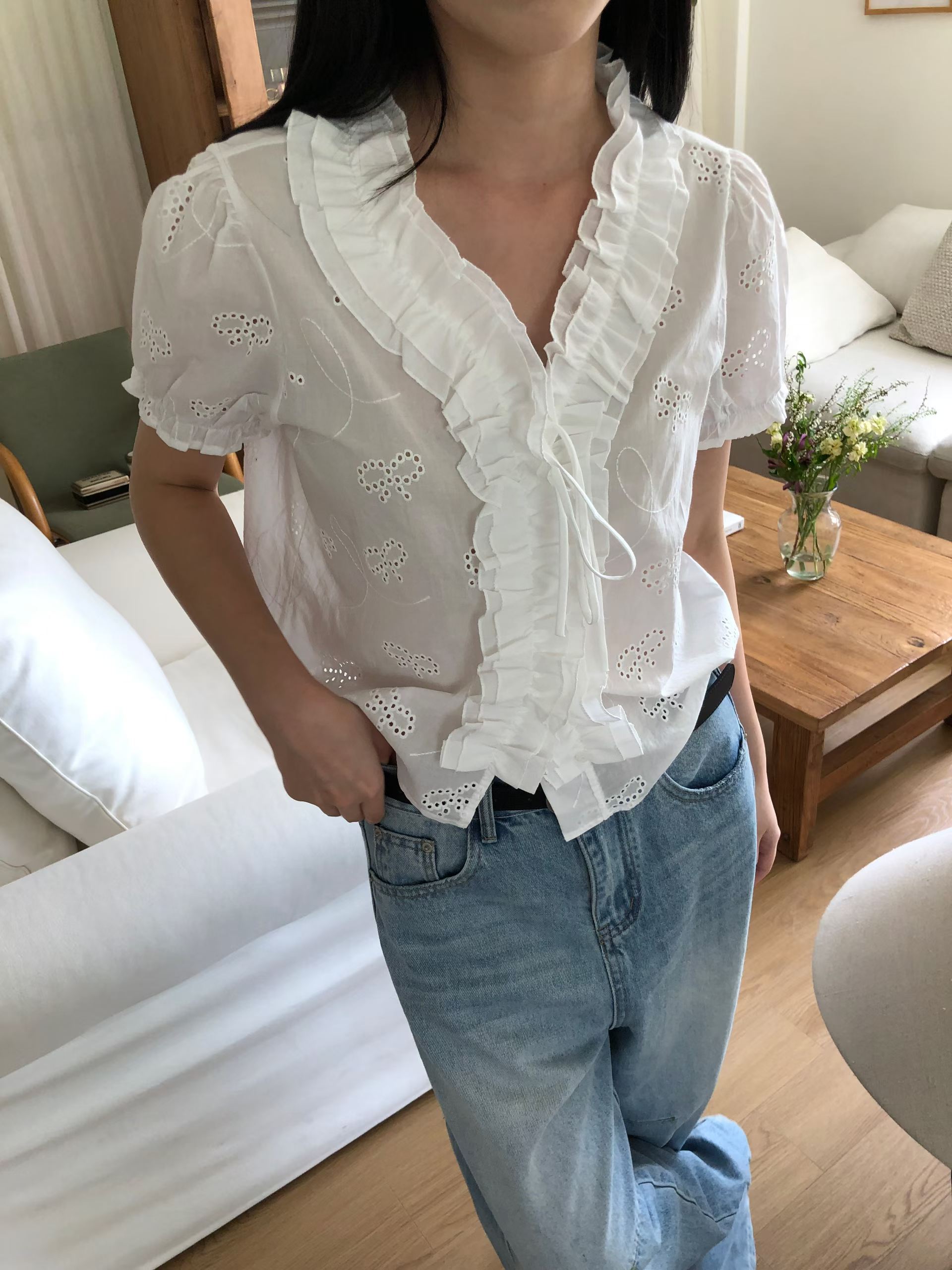 EVELINA RUFFLE COLLAR EYELET BLOUSE