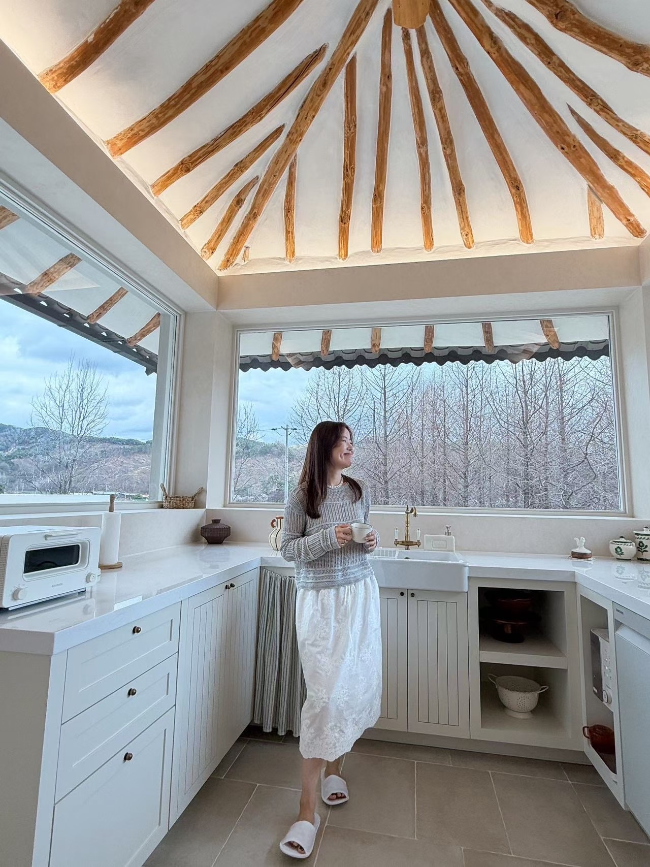 DA15 / DRAWSTRING BRODERIE SKIRT