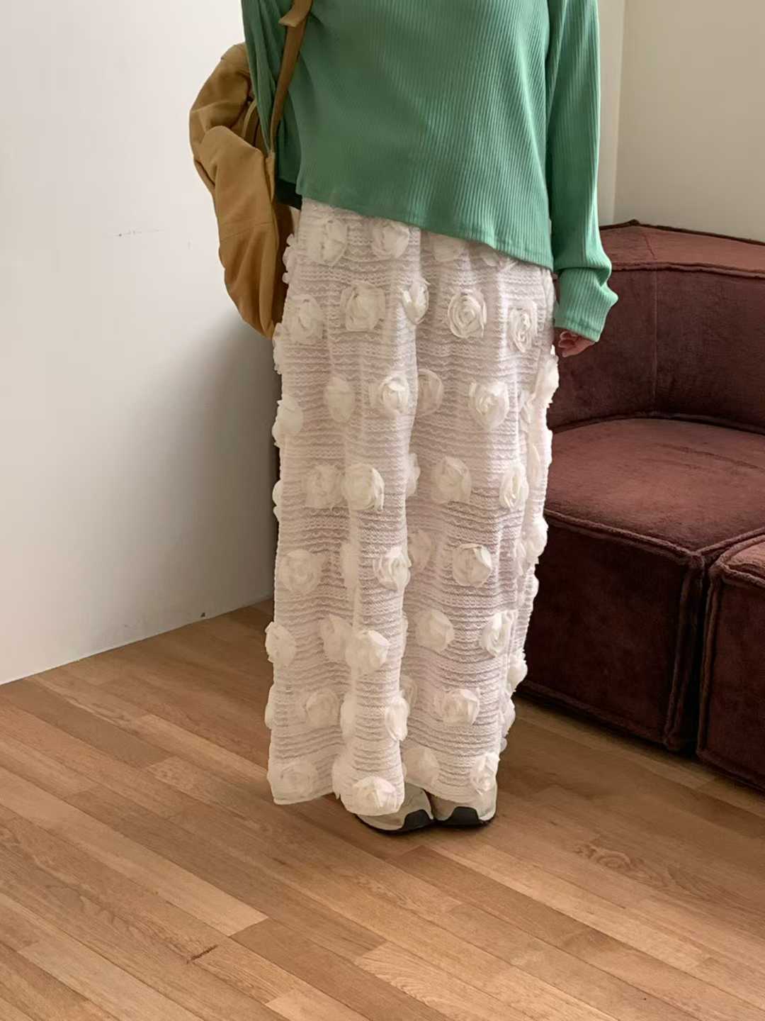 EVERLEE ROSETTES BANDING SKIRT