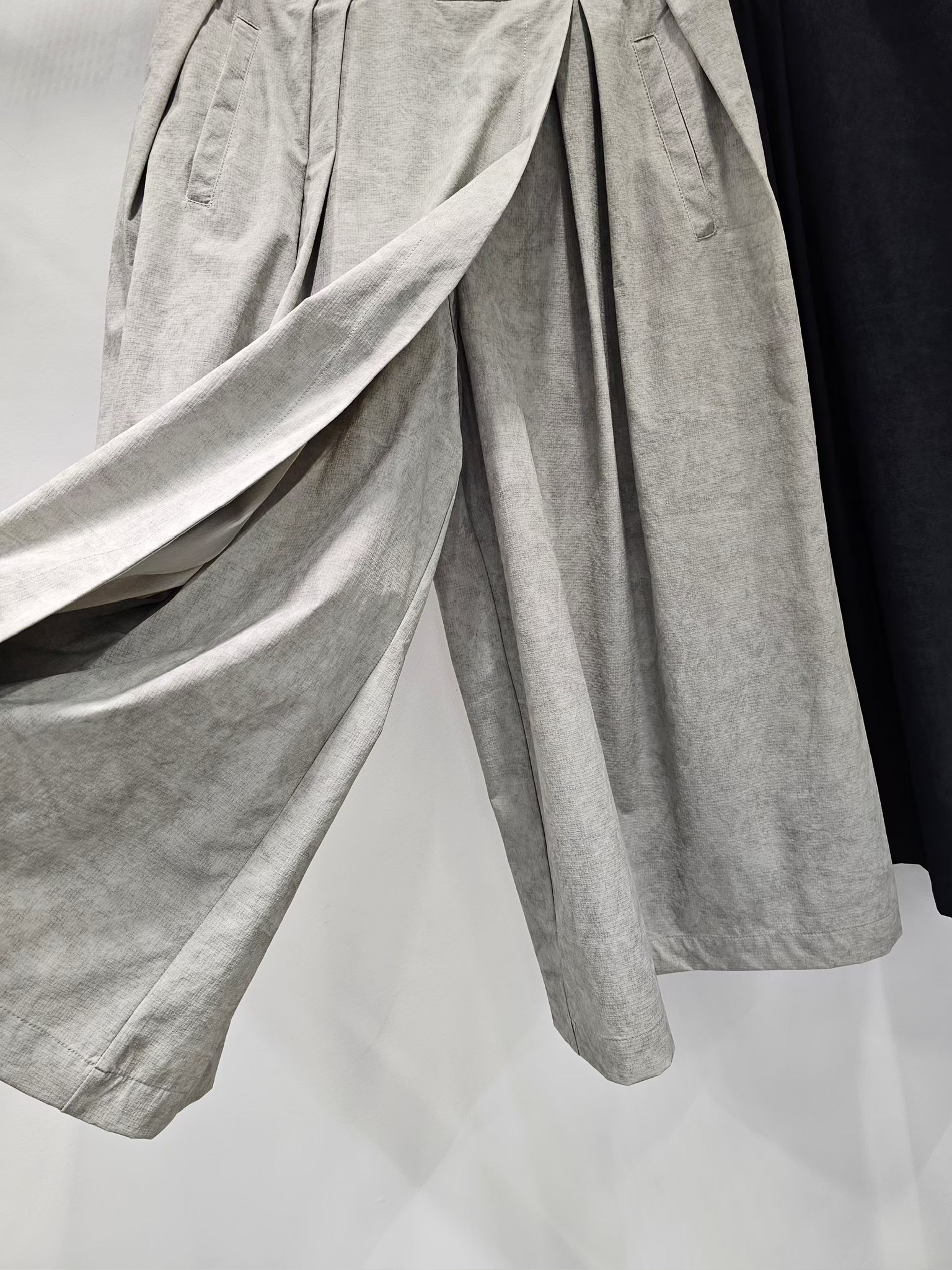 YY16 / PINTUCK POCKET CULOTTES