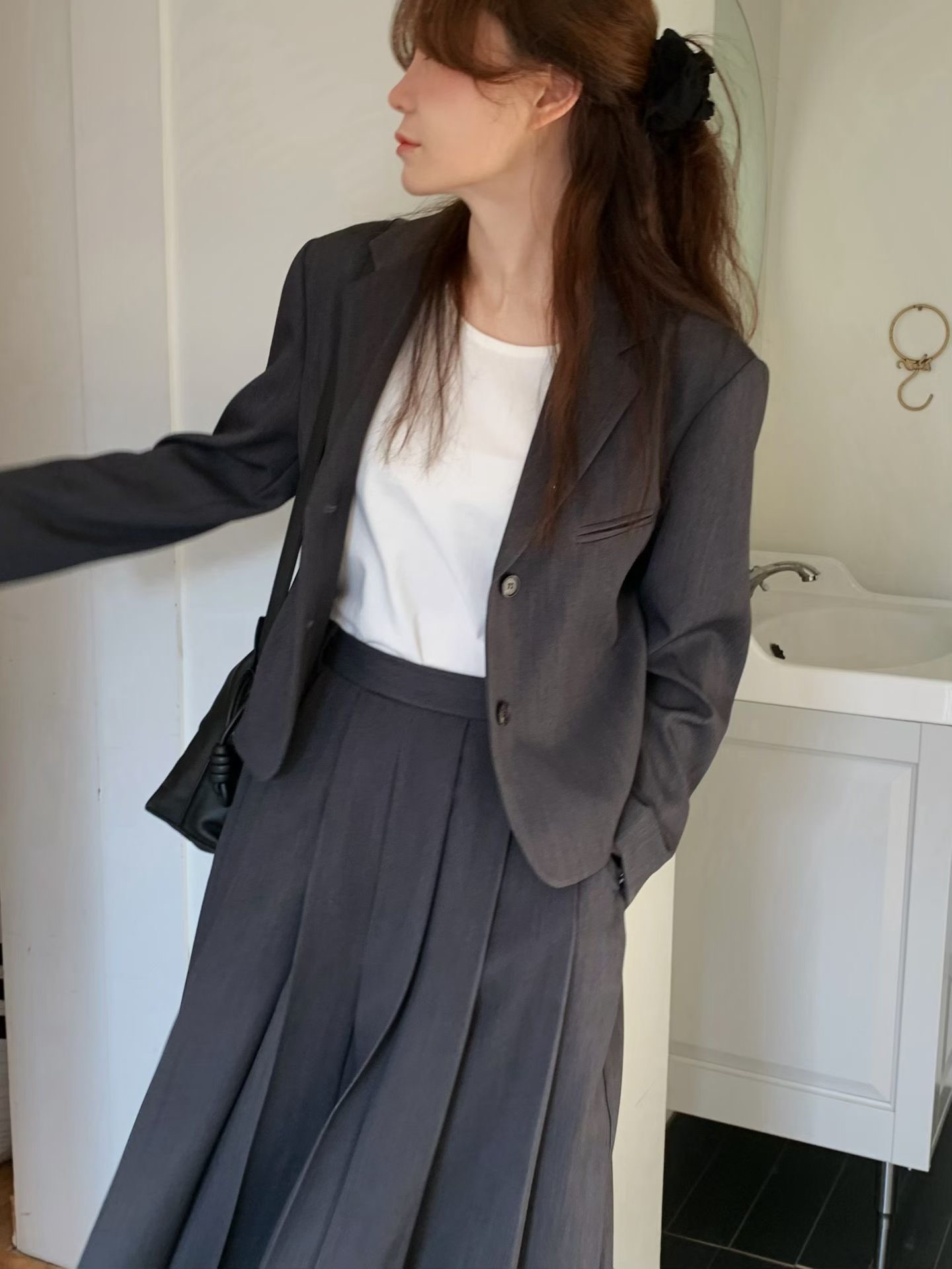 JU09 / BUTTON DOWN BLAZER