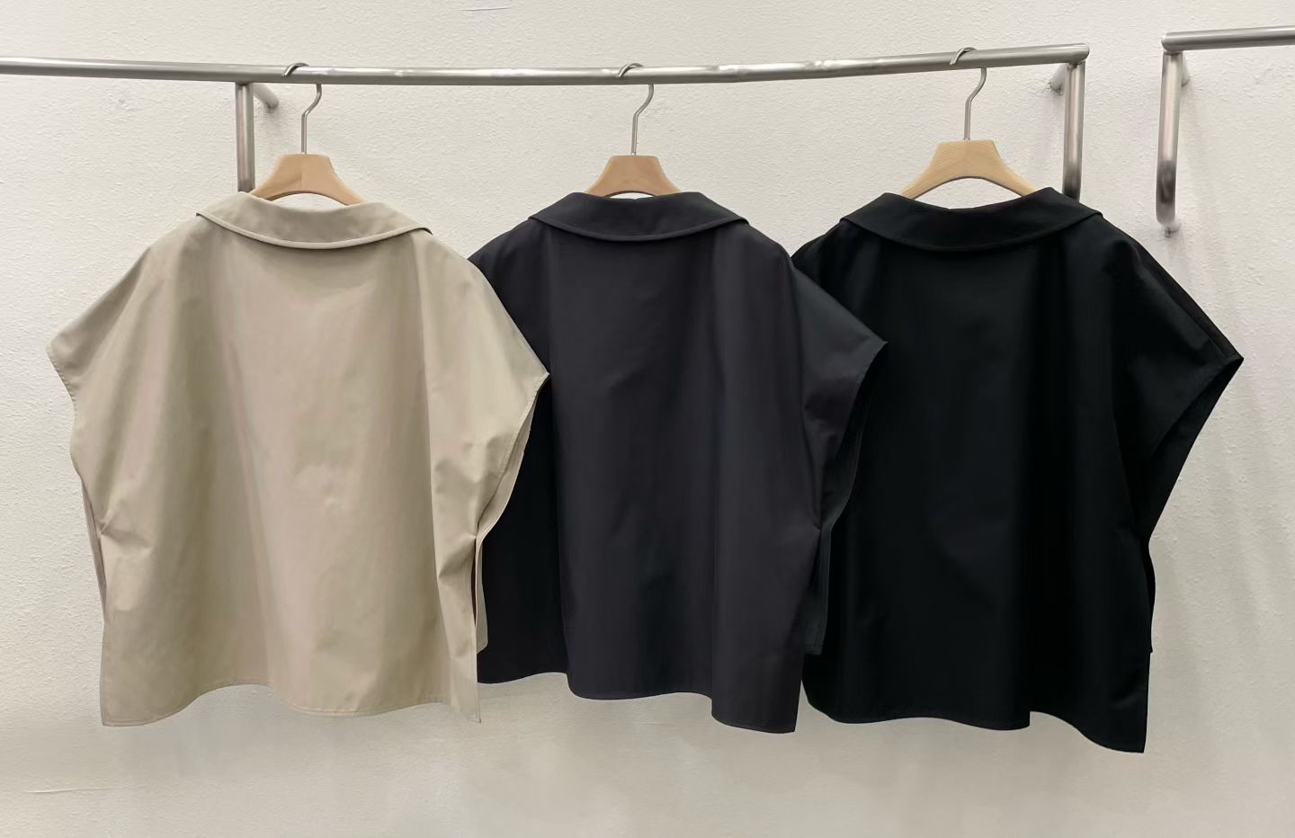 LE19 / IRREGULAR HEM DOUBLE BREASTED VEST