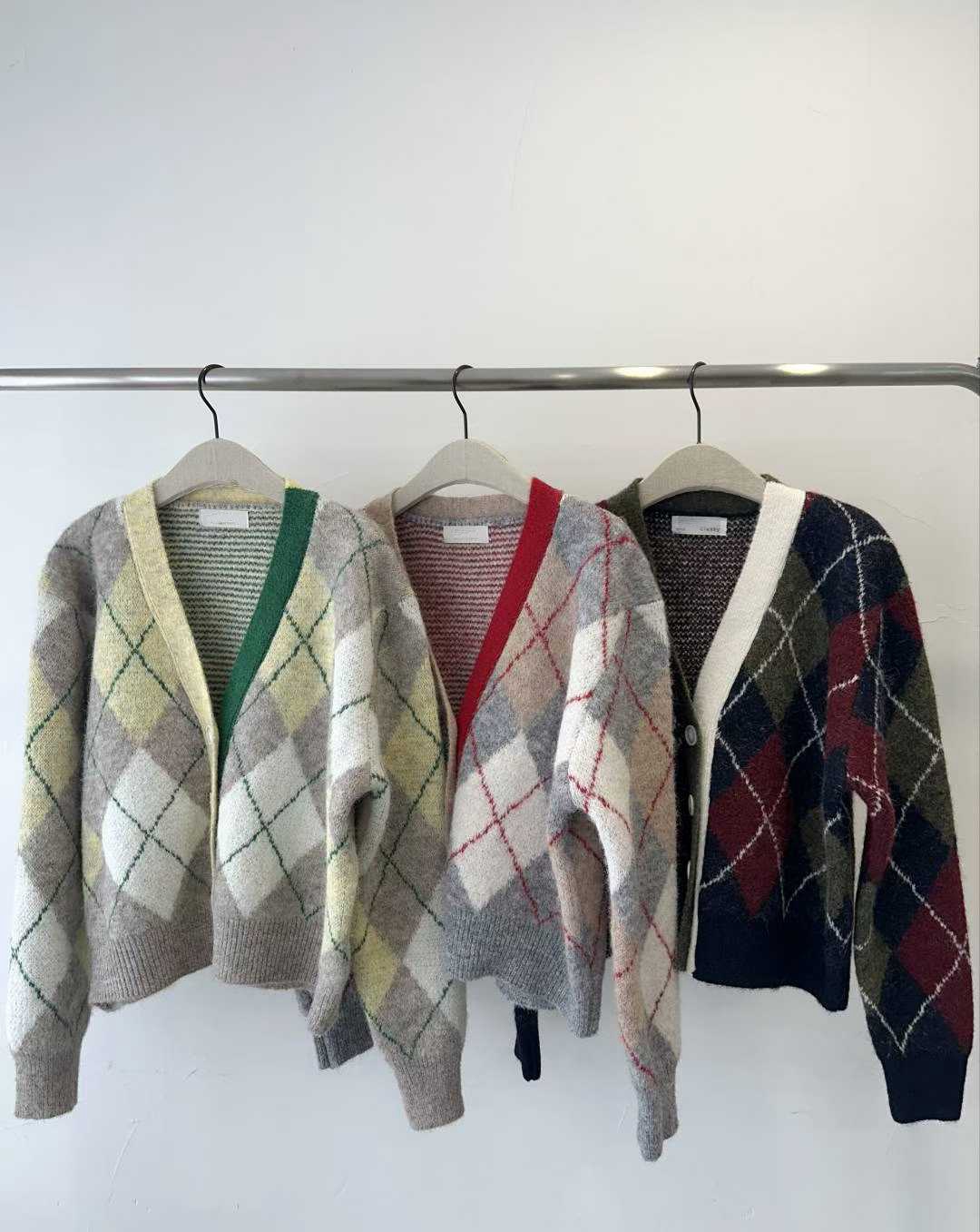 DAYLEN ARGYLE CHECKS CARDIGAN