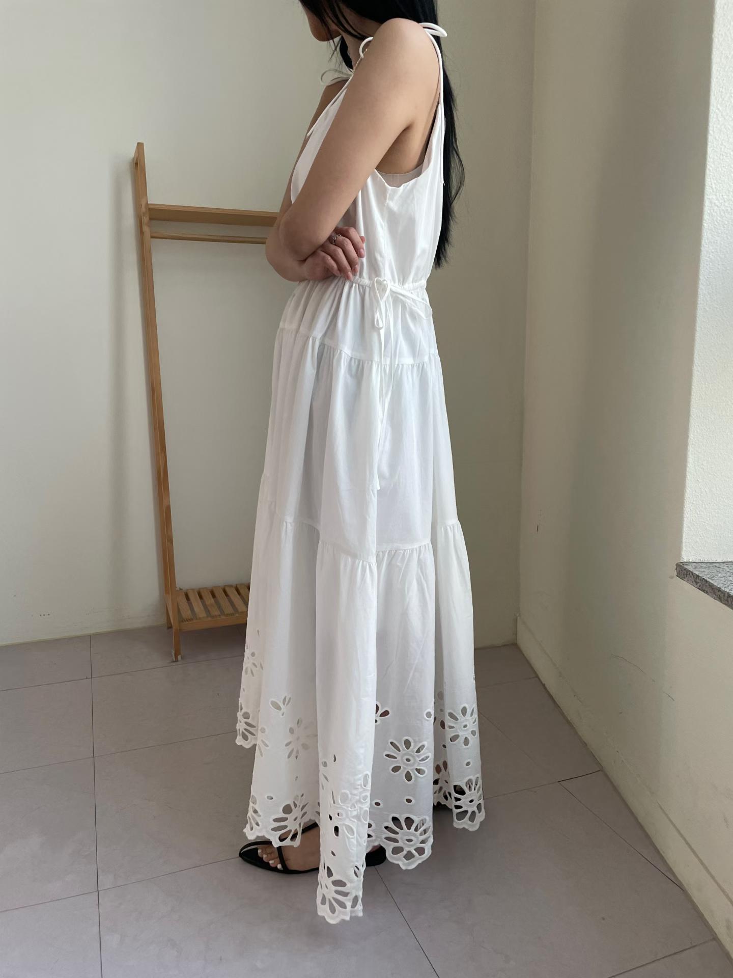 ELENI EYELET HEM SUMMER DRESS