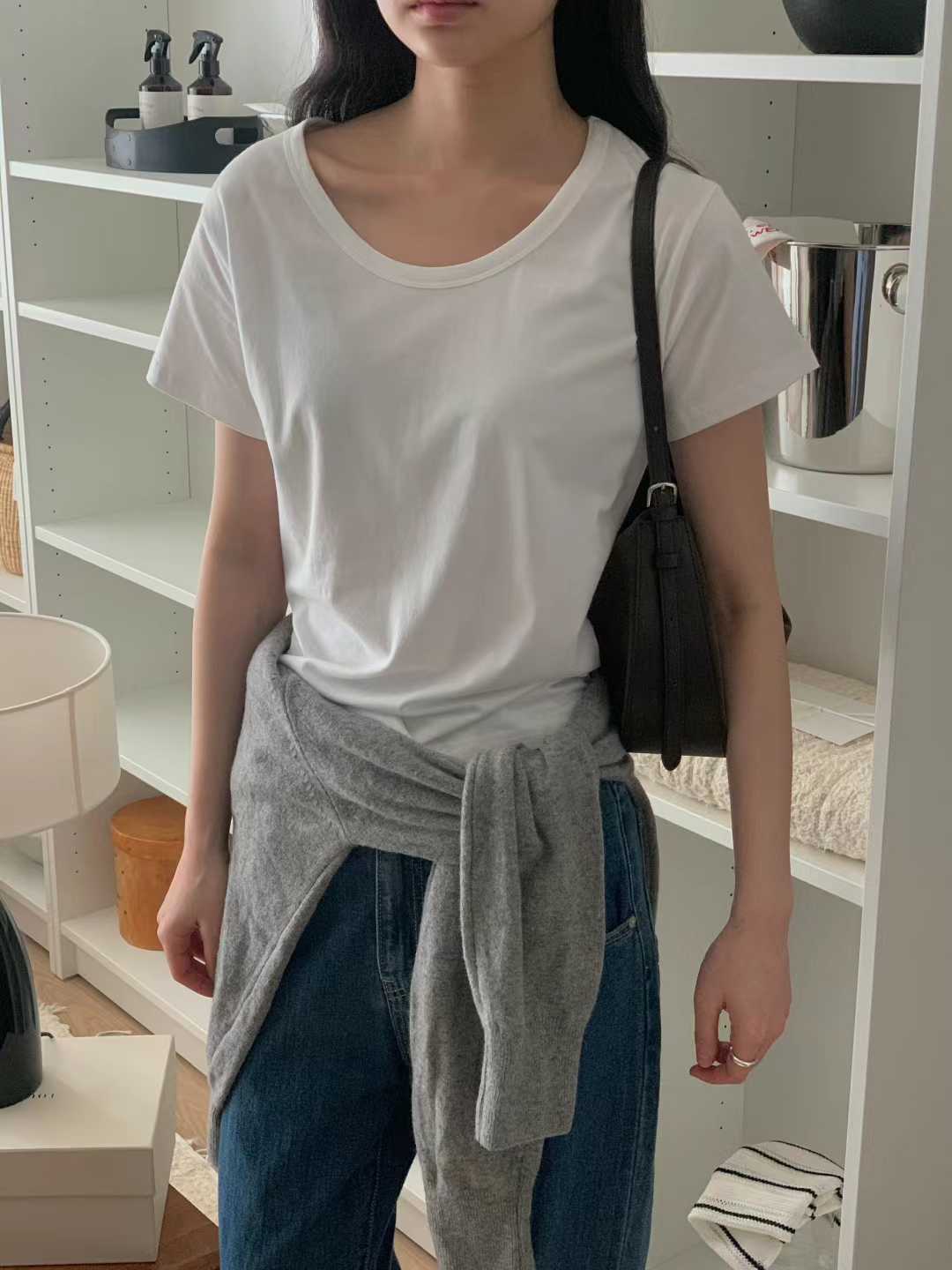 DEVEN U-NECK BASIC TEE