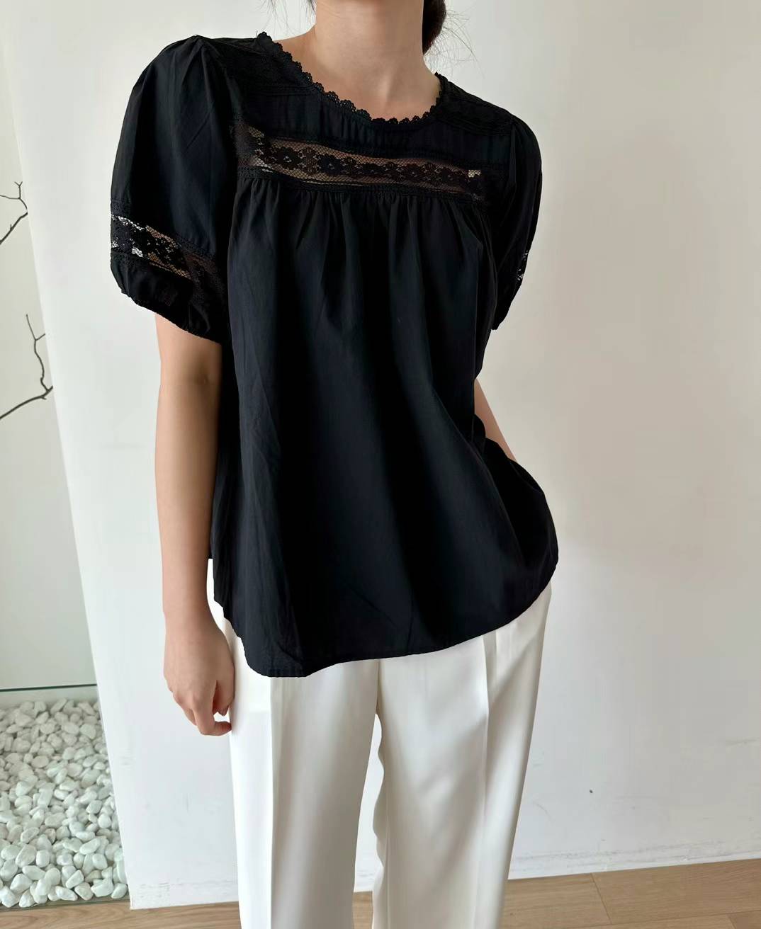 Brighe lace insert blouse