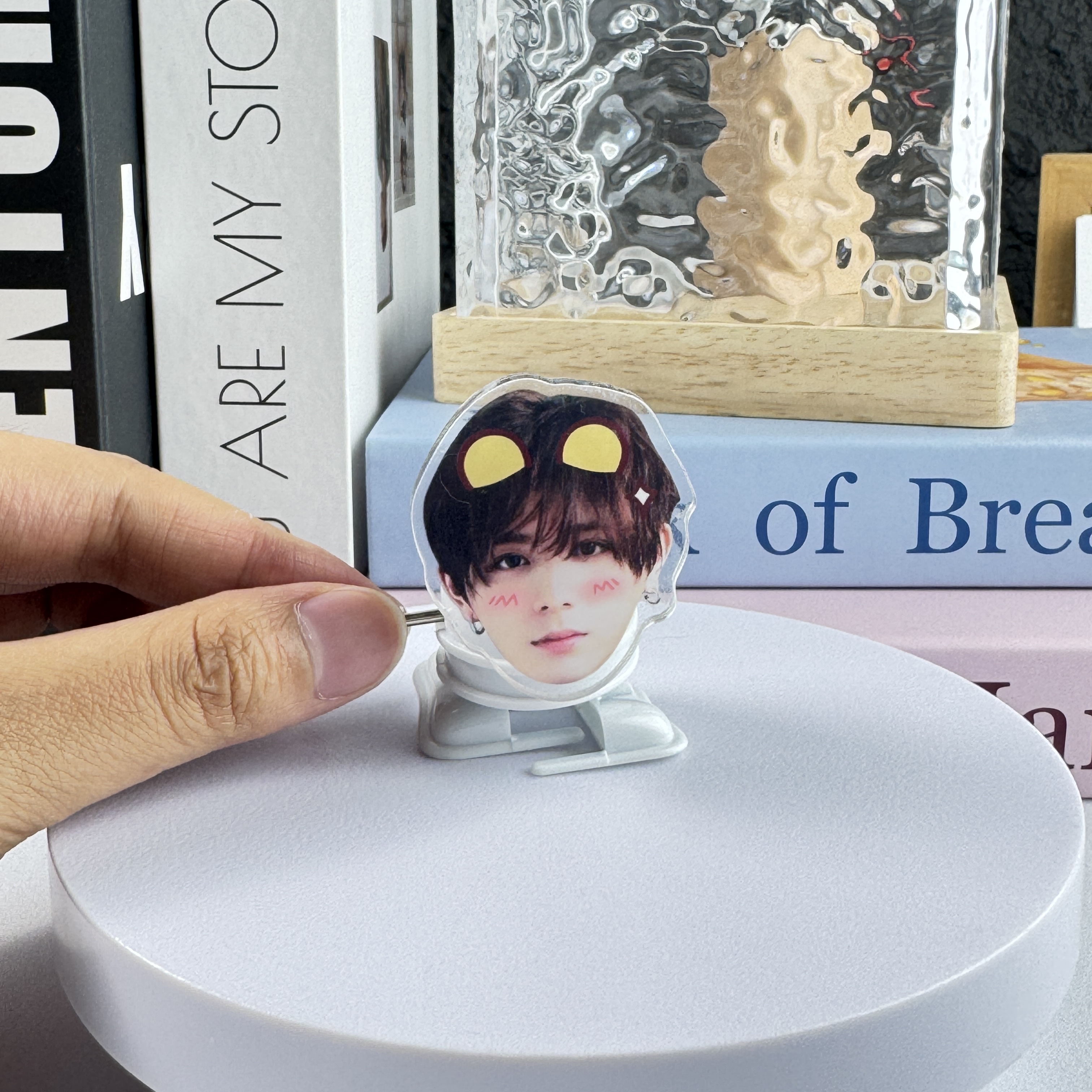 歩くアクリルスタンド・卓上デコ【山田涼介Ryosuke Yamada/Hey!Say!Jump】-YITOTO™推し活がもっと楽しくなる