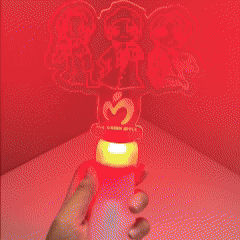 ペンライト：9色にチェンジ可能、超軽量で持ち運び楽々！アイドル応援に最適[MrsGREENAPPLE]