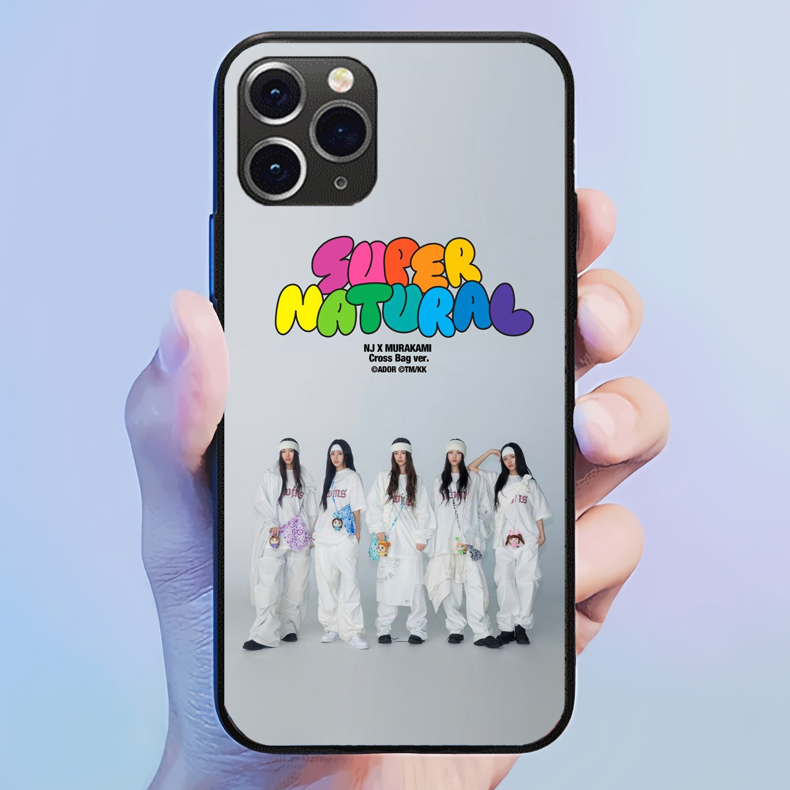 発光するスマートフォンケース 【NewJeans/Supernatural】