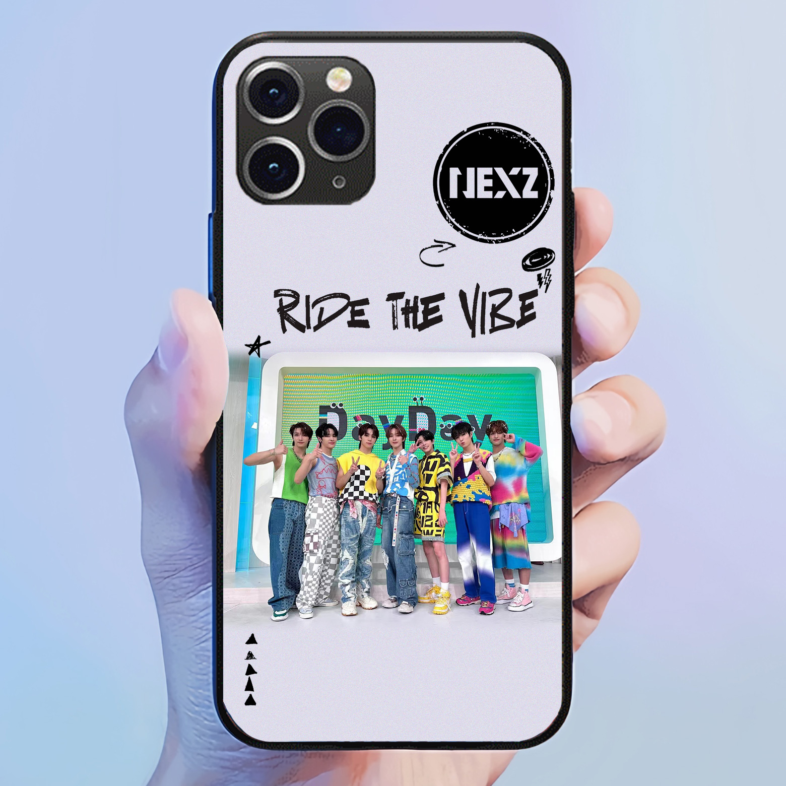 発光するスマートフォンケース 【NEXZ/Ride the Vibe】
