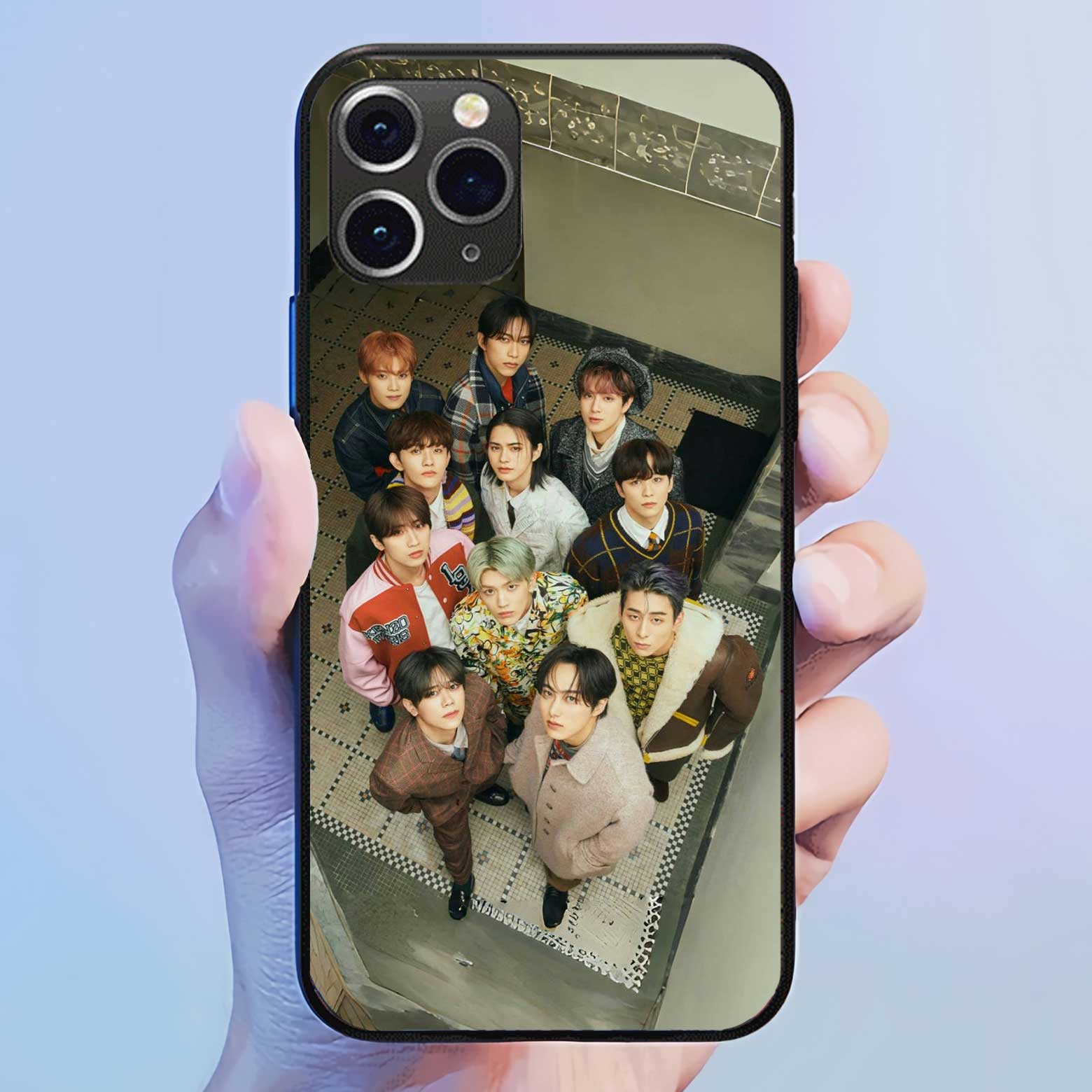 発光するスマートフォンケース 【INI】4種類