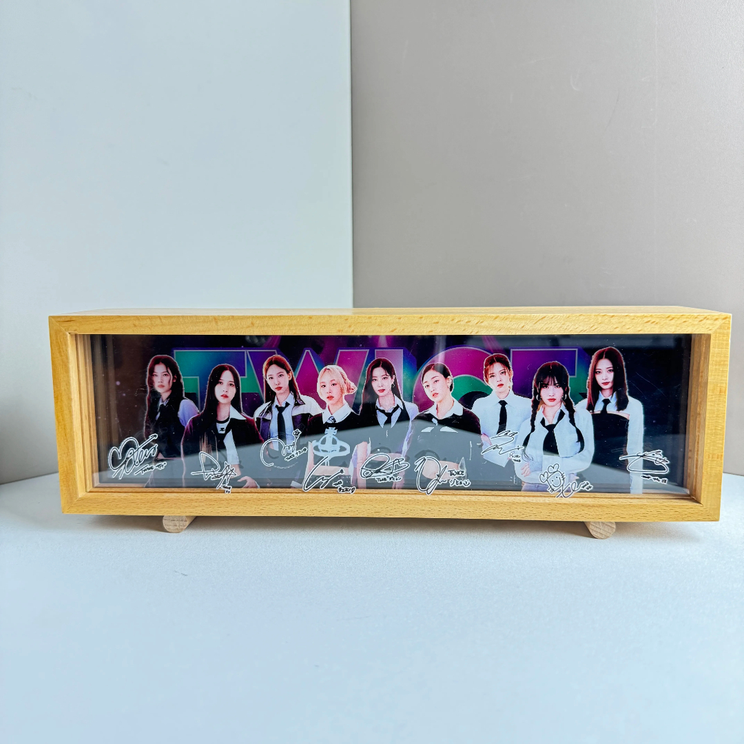 TWICE ライト・インテリア