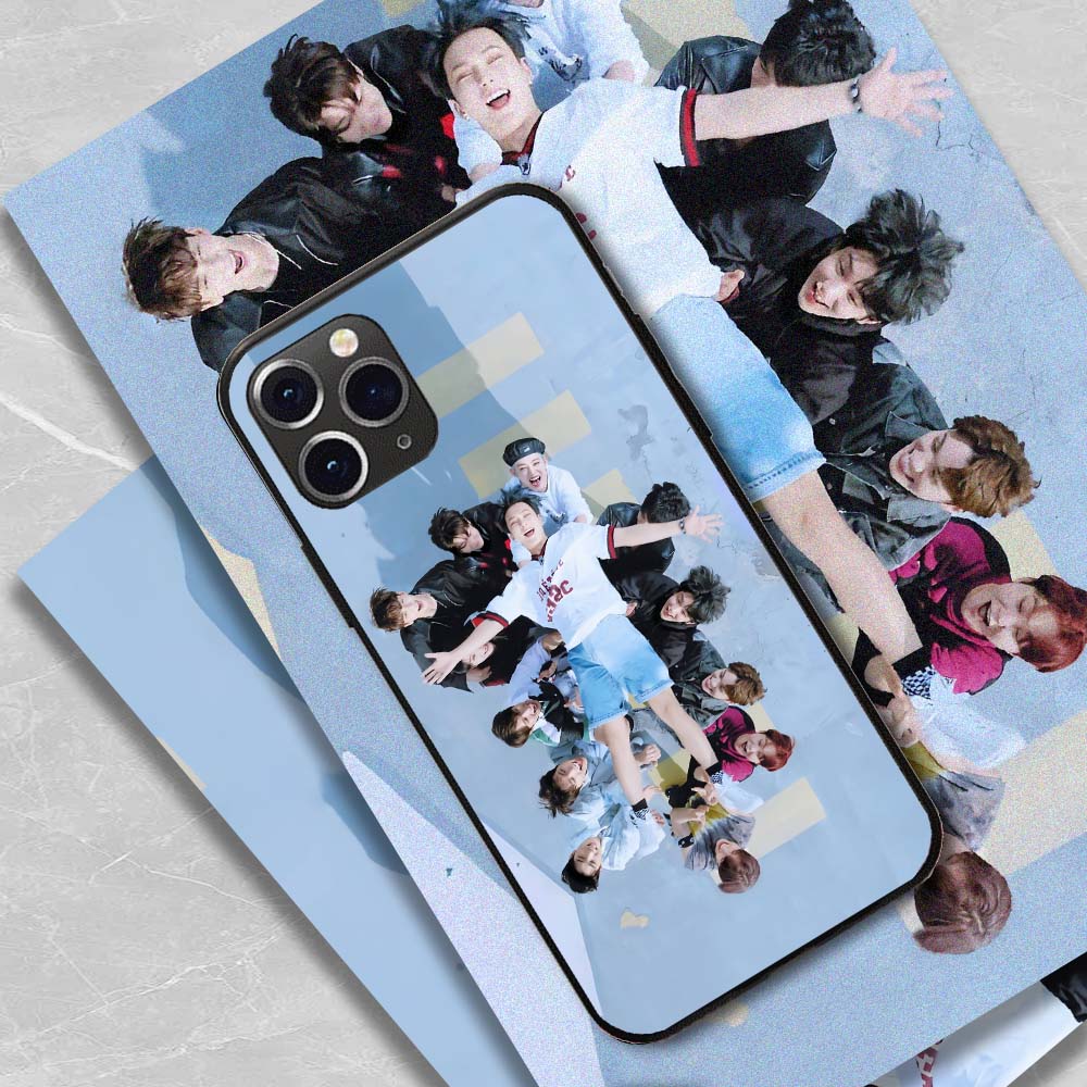 発光するスマートフォンケース 【SEVENTEEN】2種類