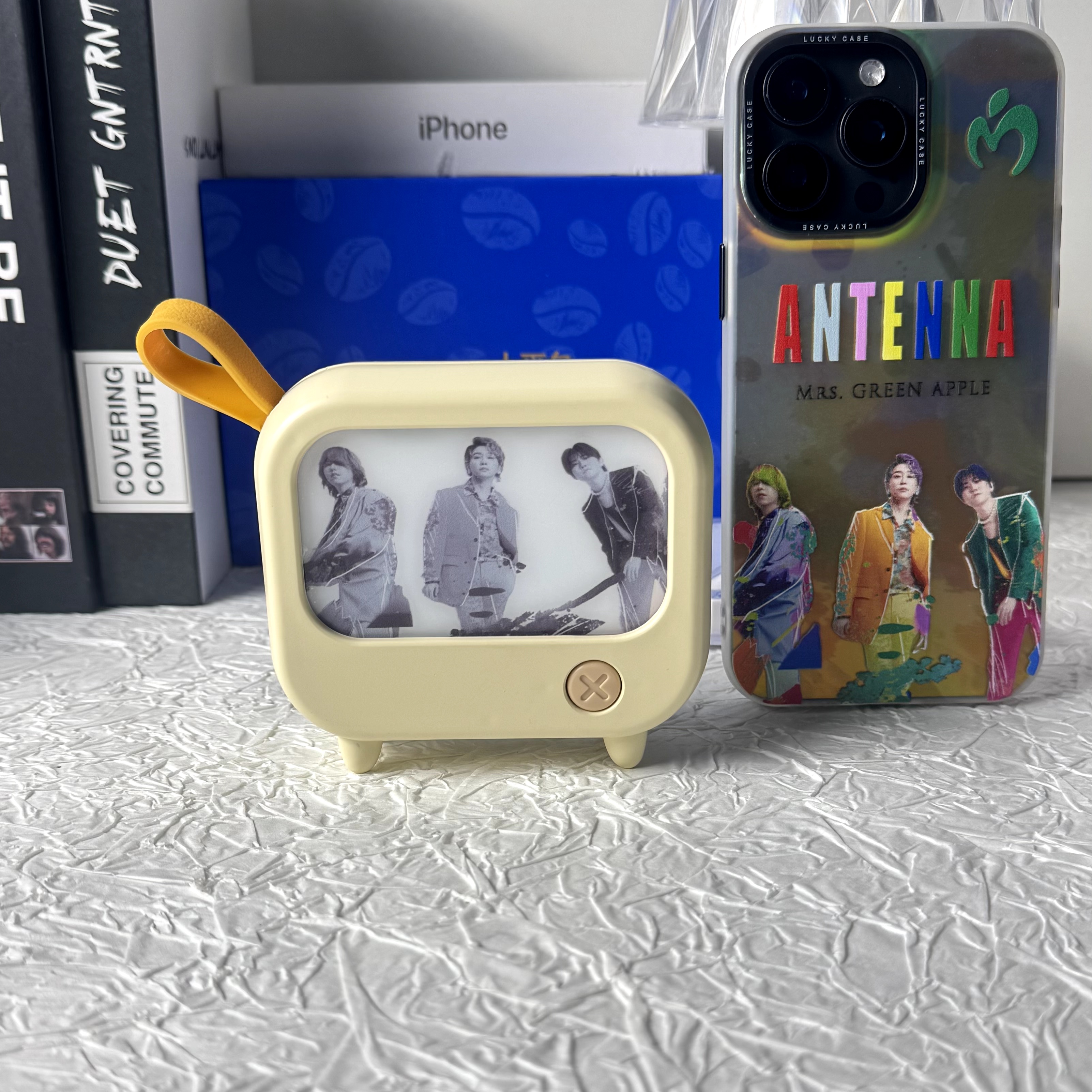 夕暮れの光と影のTV【MrsGREENAPPLE】2種類