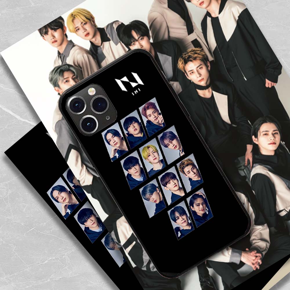 発光するスマートフォンケース 【INI】4種類