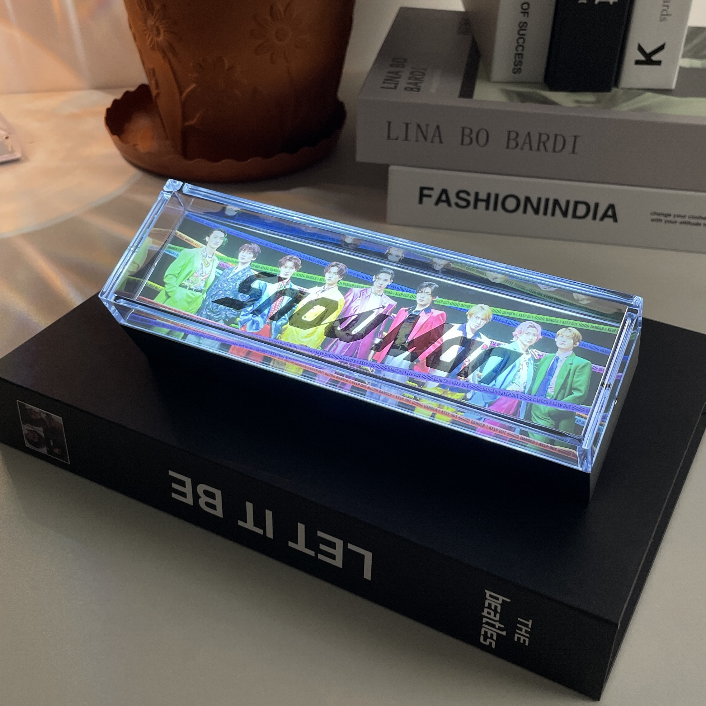 夕暮れの光と影のナイトライト【SnowMan】