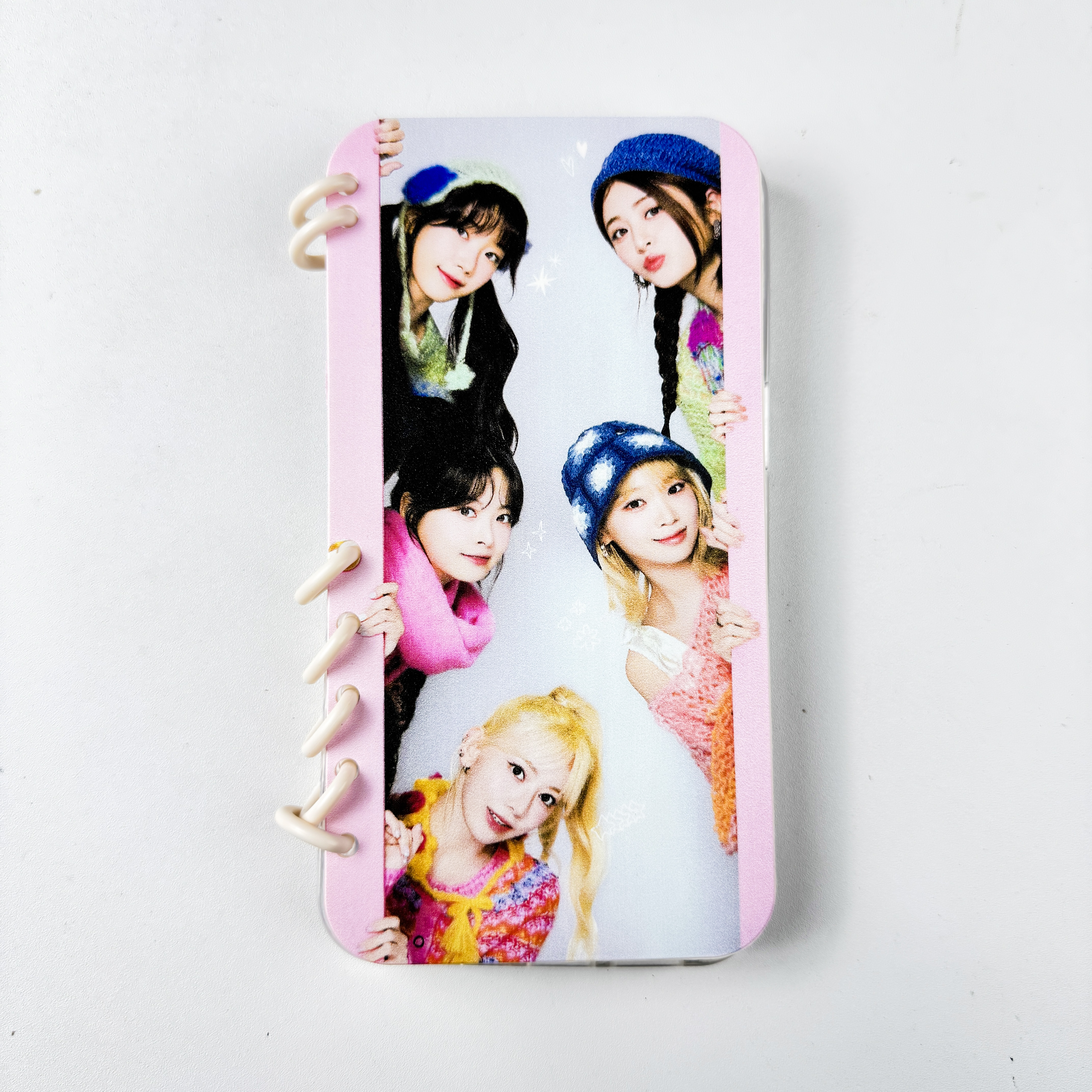 ノート型スマートフォンケース【LESSERAFIM】-YITOTO™推し活がもっと楽しくなる