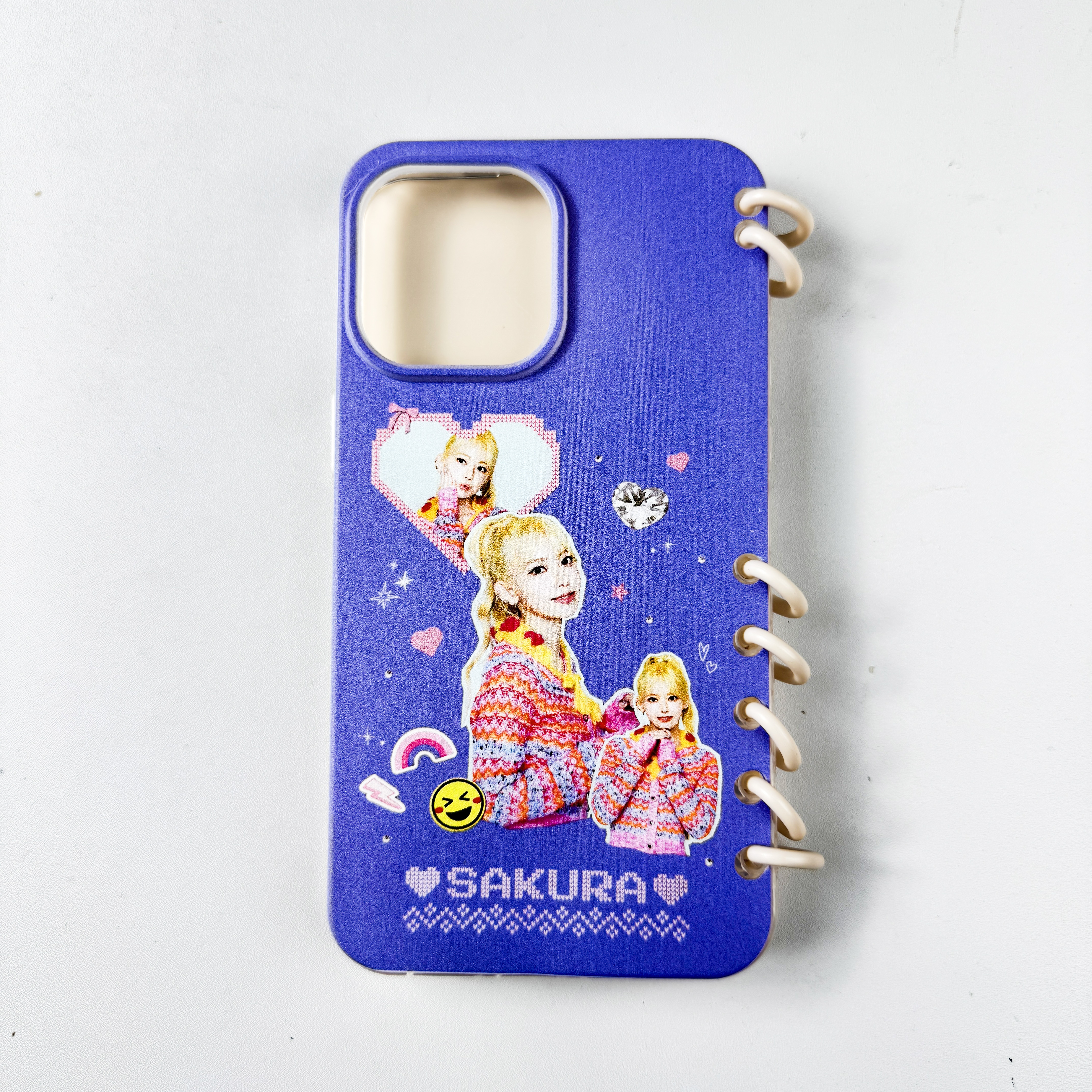 ノート型スマートフォンケース【LESSERAFIM】-YITOTO™推し活がもっと楽しくなる