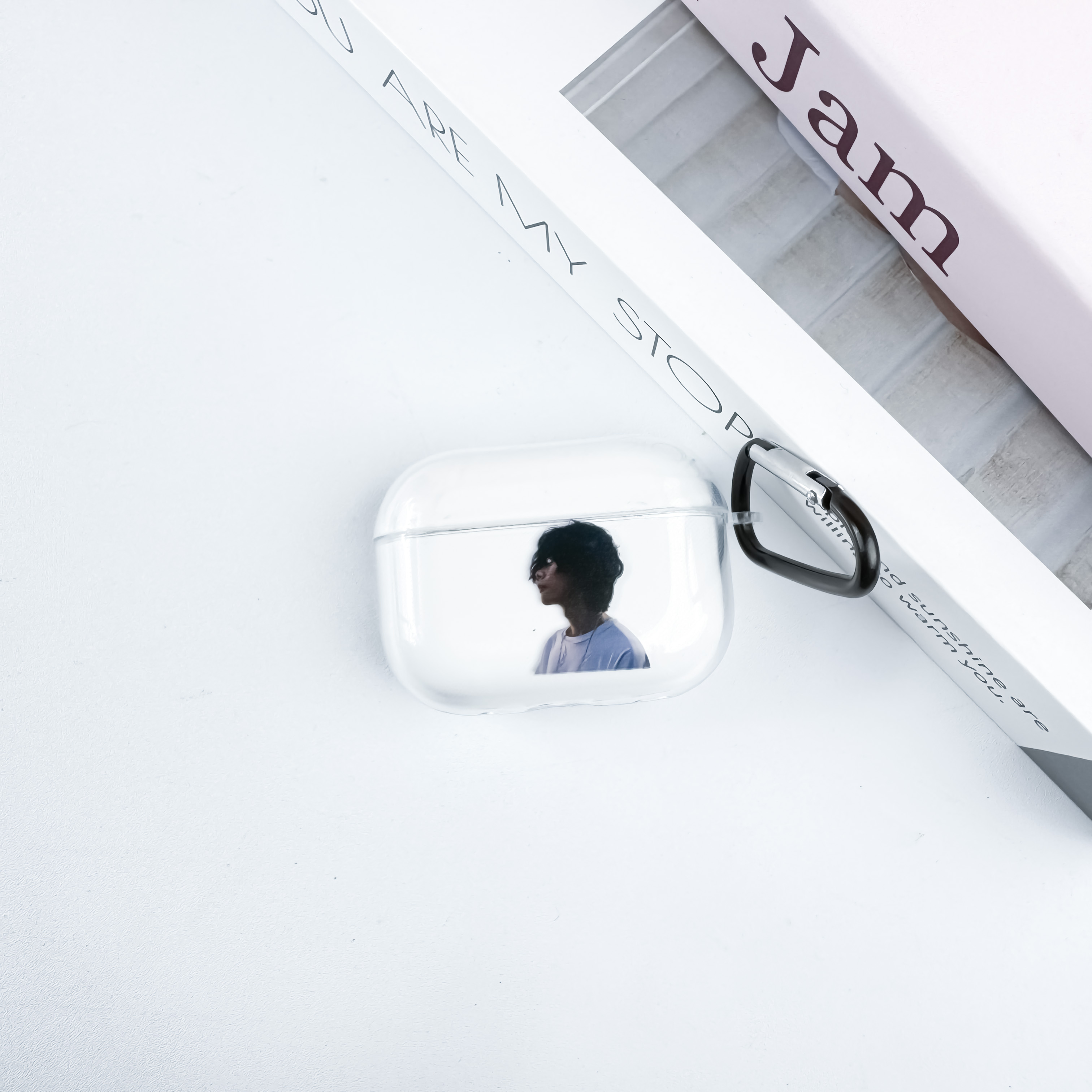 Airpodsのケース Airpods case【米津玄師】-YITOTO™推し活がもっと楽しくなる