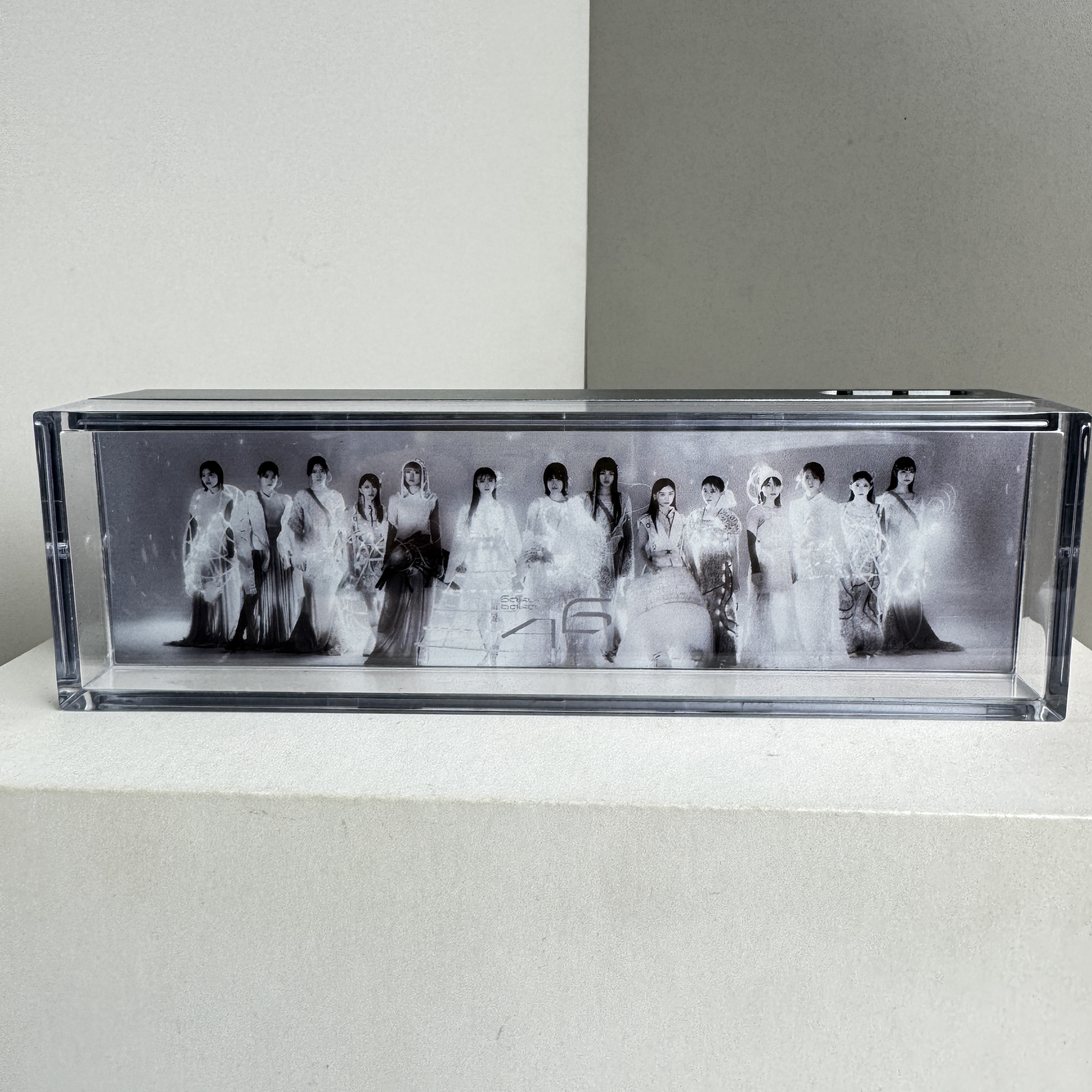 夕暮れの光と影のナイトライト【櫻坂46】-YITOTO™推し活がもっと楽しくなる