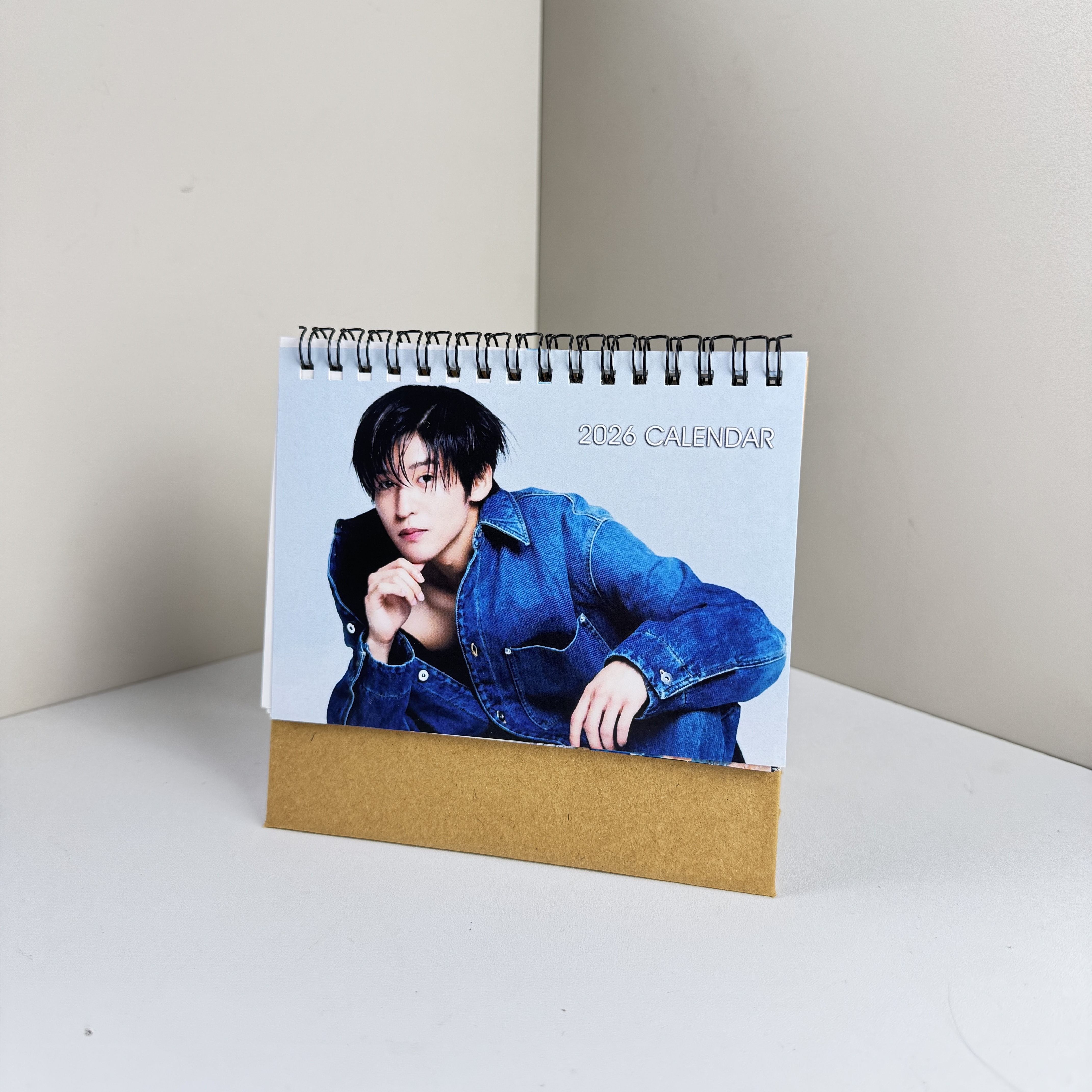 6インチ横型カレンダー【目黒蓮】