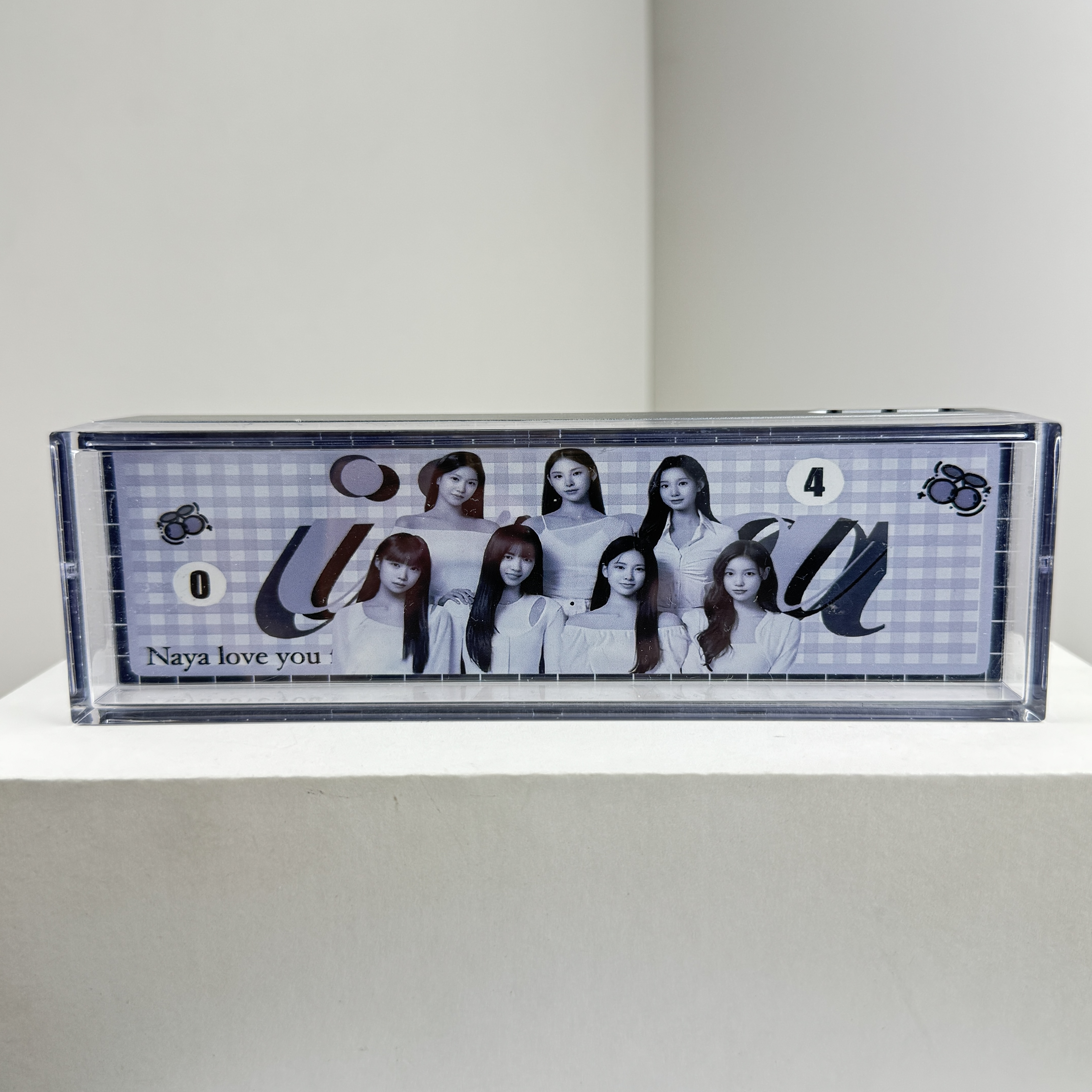 夕暮れの光と影のナイトライト【IZNA】