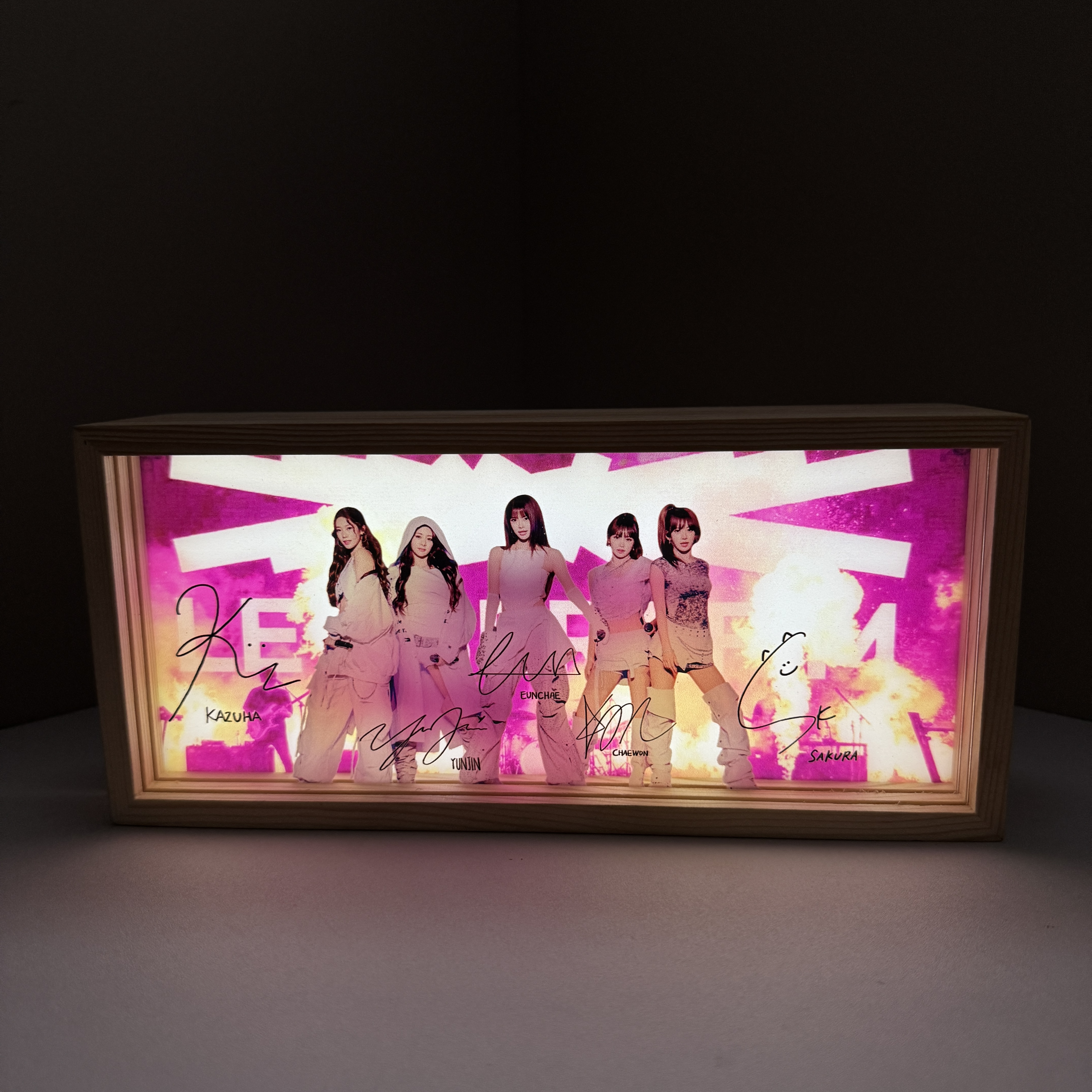 3Dナイトライト【LE SSERAFIM/EASY CRAZY HOT】