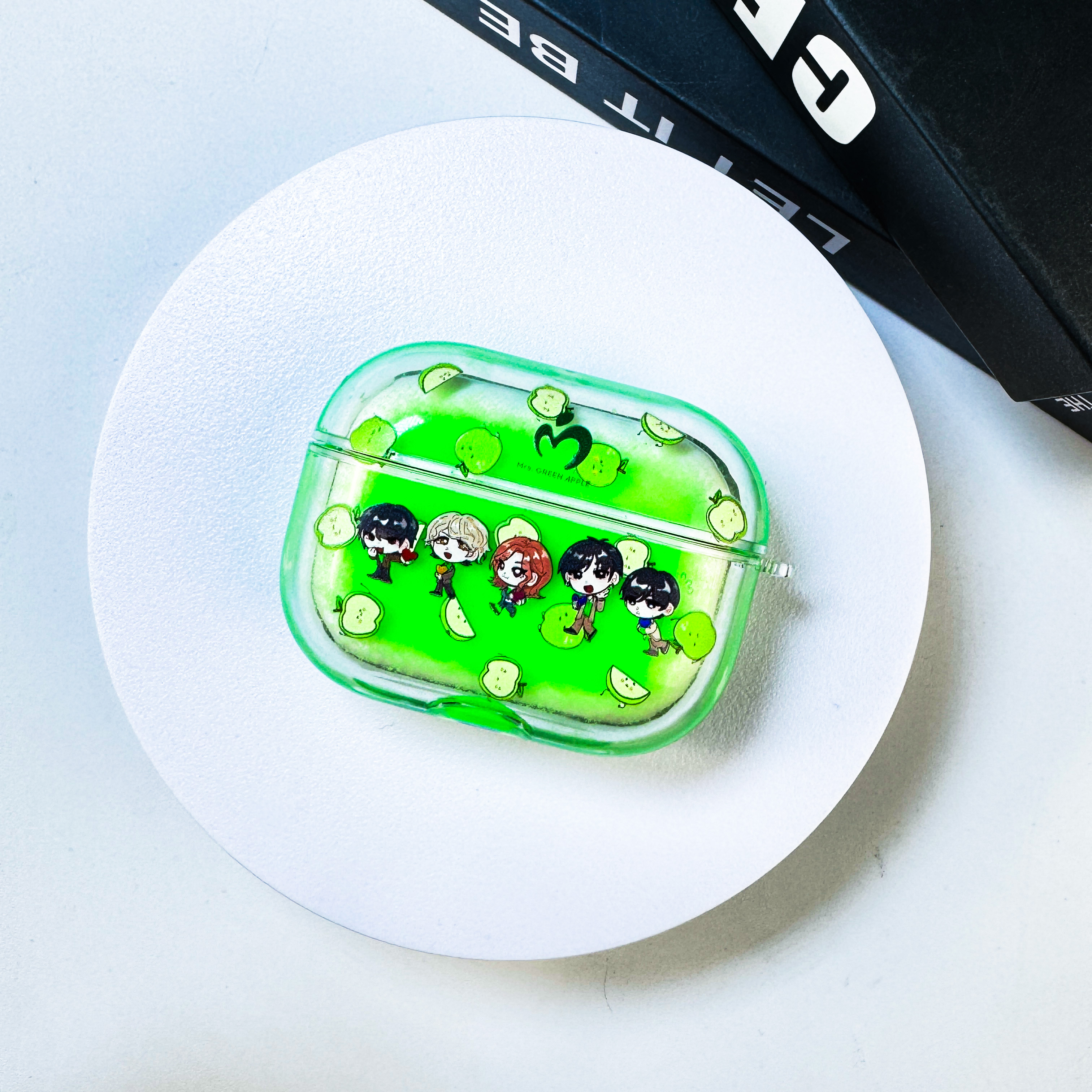 AirPods保護ケース キラキラ流砂イヤホンケース-緑【MrsGREENAPPLE】