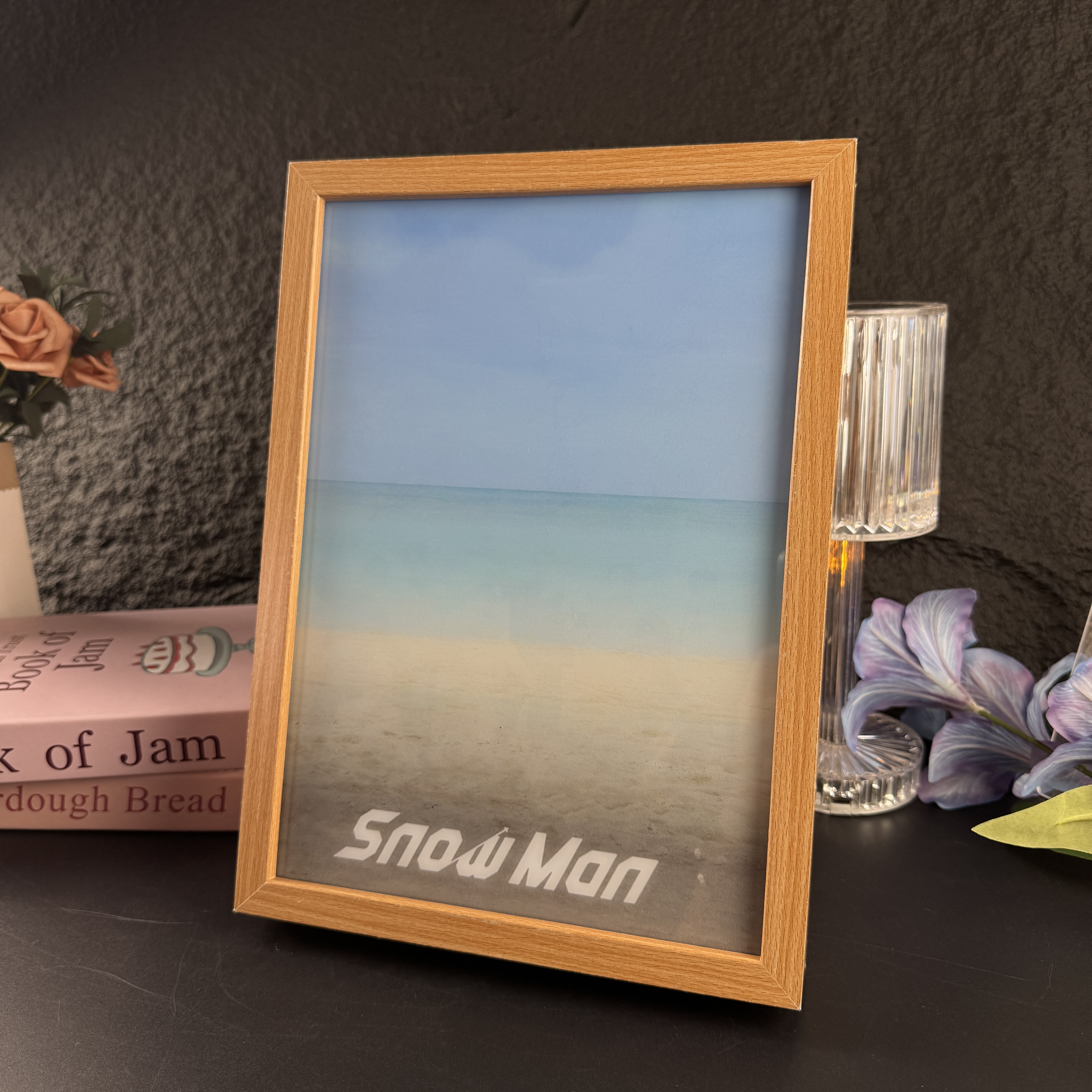 夕暮れの光と影の絵【Snow Man/SERIOUS】-YITOTO™推し活がもっと楽しくなる