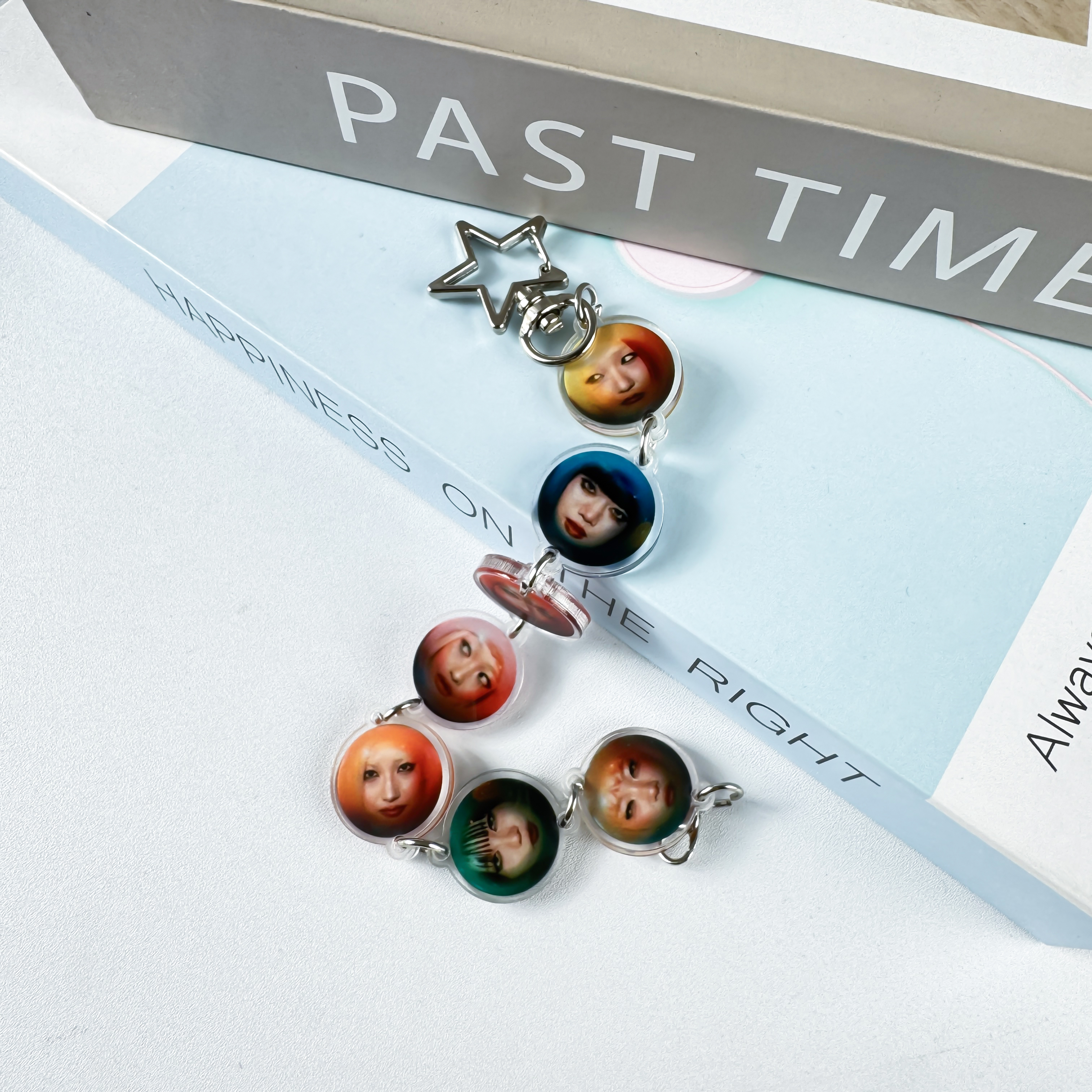 両面アクリルキーホルダー＆ブレスレット【HANA】