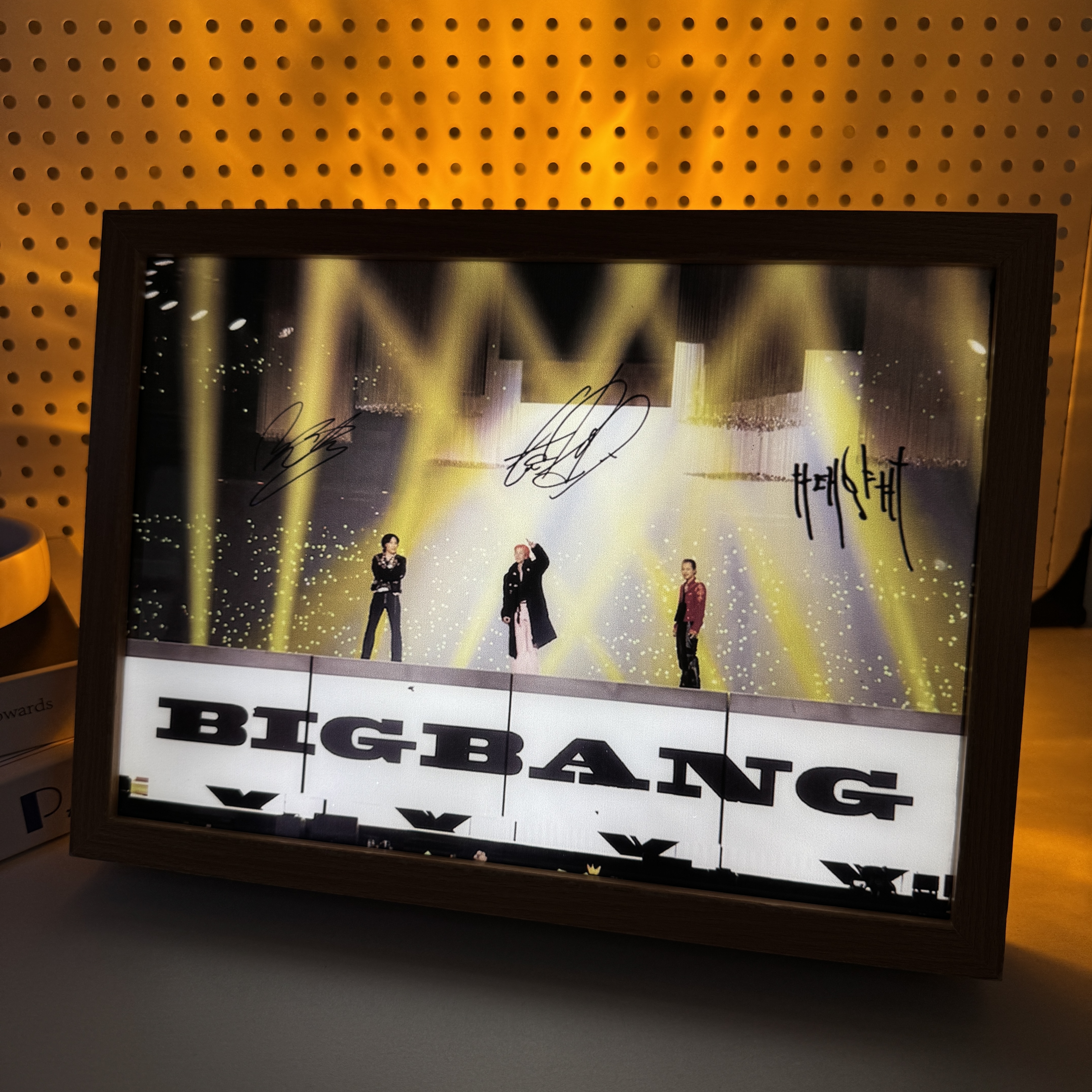 夕暮れの光と影の絵【BIGBANG】