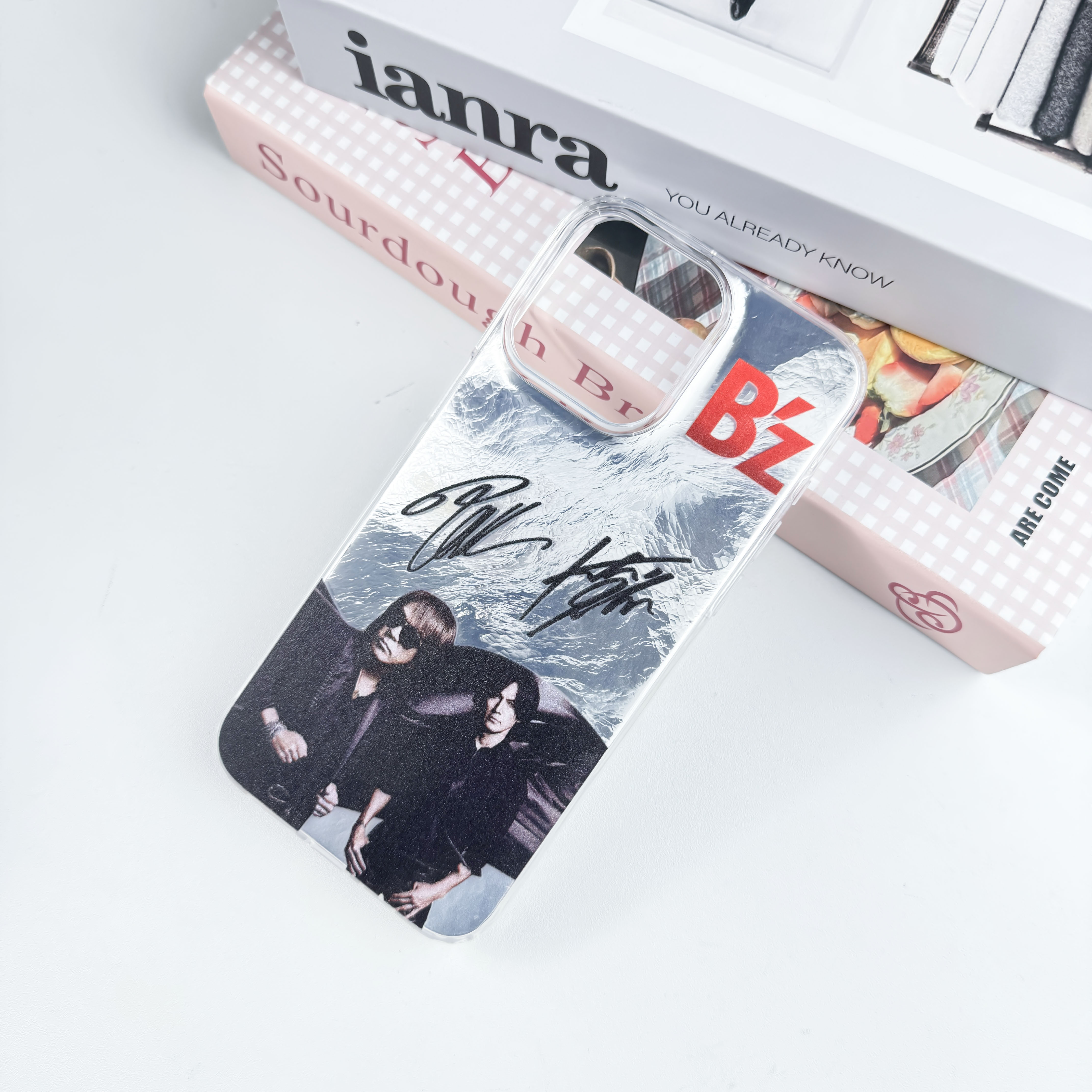 アルミホイルのグラデーションケース【B'z】