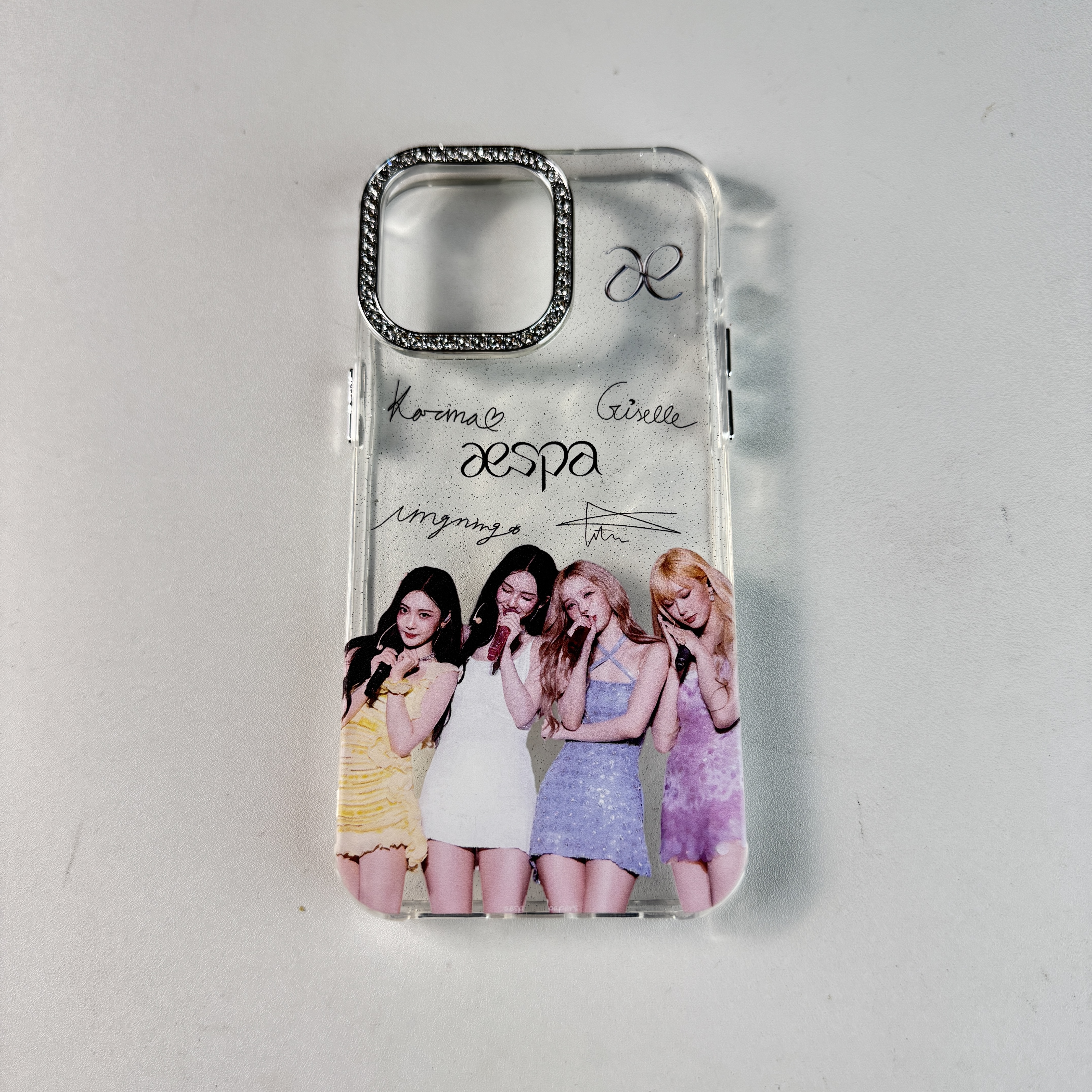 ダイヤモンドレーザーグラデーションスマートフォンケース【aespa】