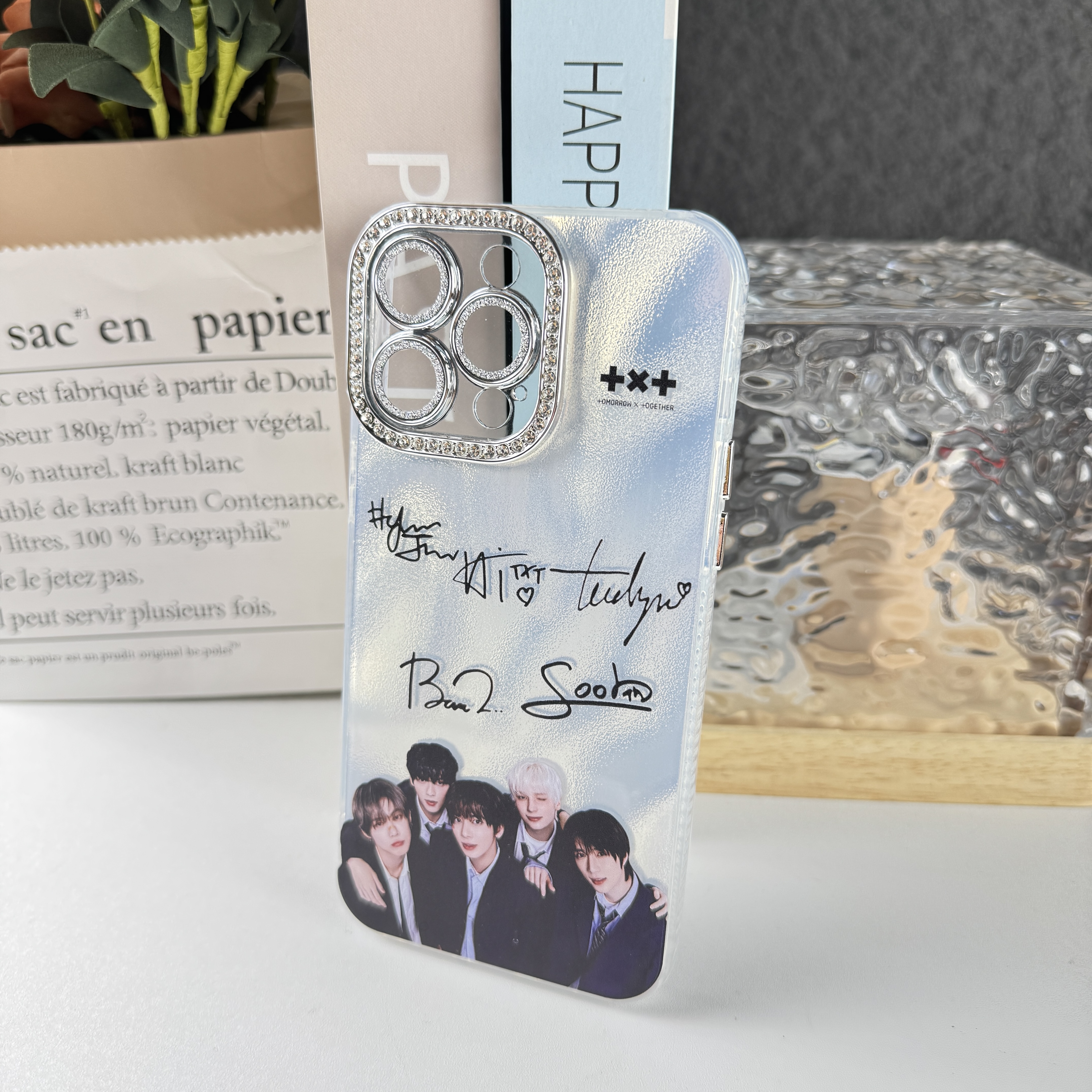 ダイヤモンドレーザーグラデーションスマートフォンケース【TXT/7TH YEAR: A Moment of Stillness in the Thorns】