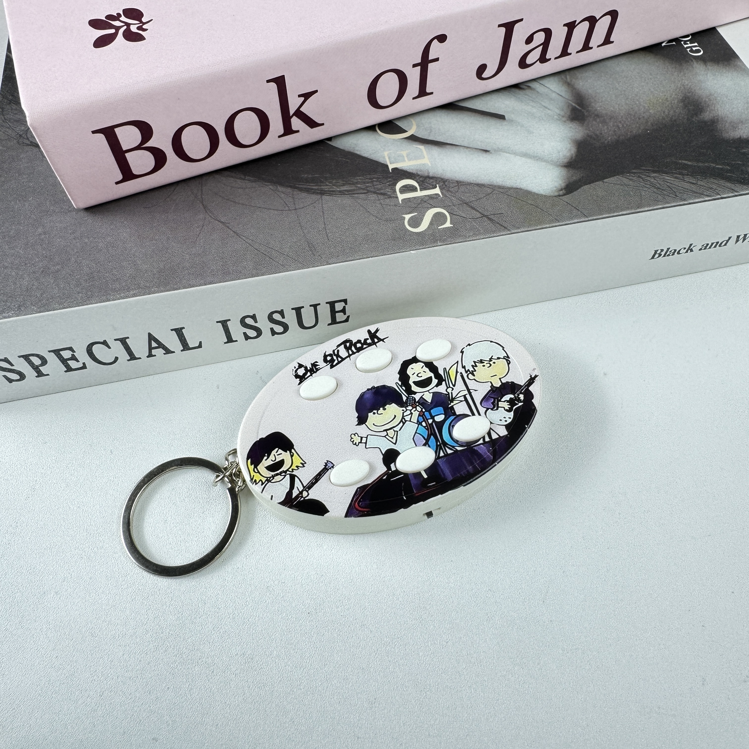 ワンオクスマホケース |プッシュ音キーホルダー 【ONE OK ROCK