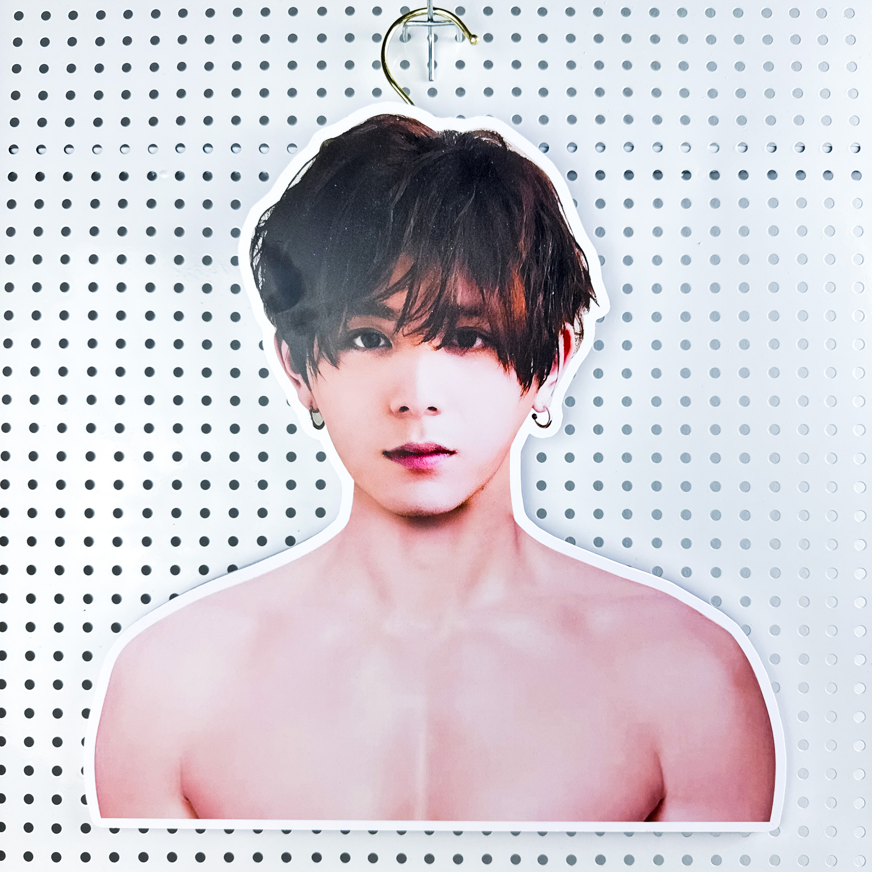 スター顔型ハンガ【山田涼介/HEY!SAY!JUMP】-YITOTO™推し活がもっと楽しくなる