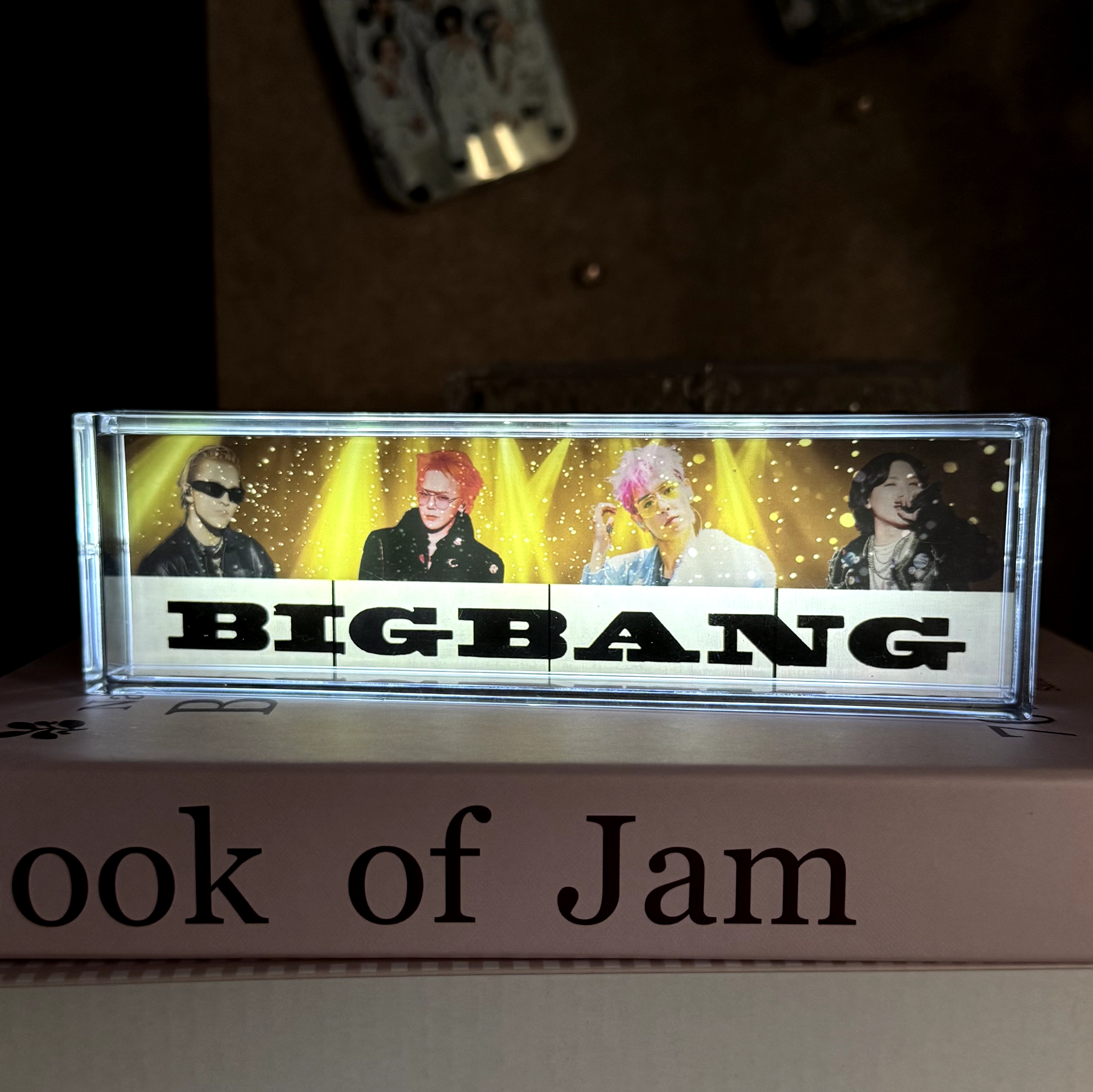 夕暮れの光と影のナイトライト【BIGBANG】