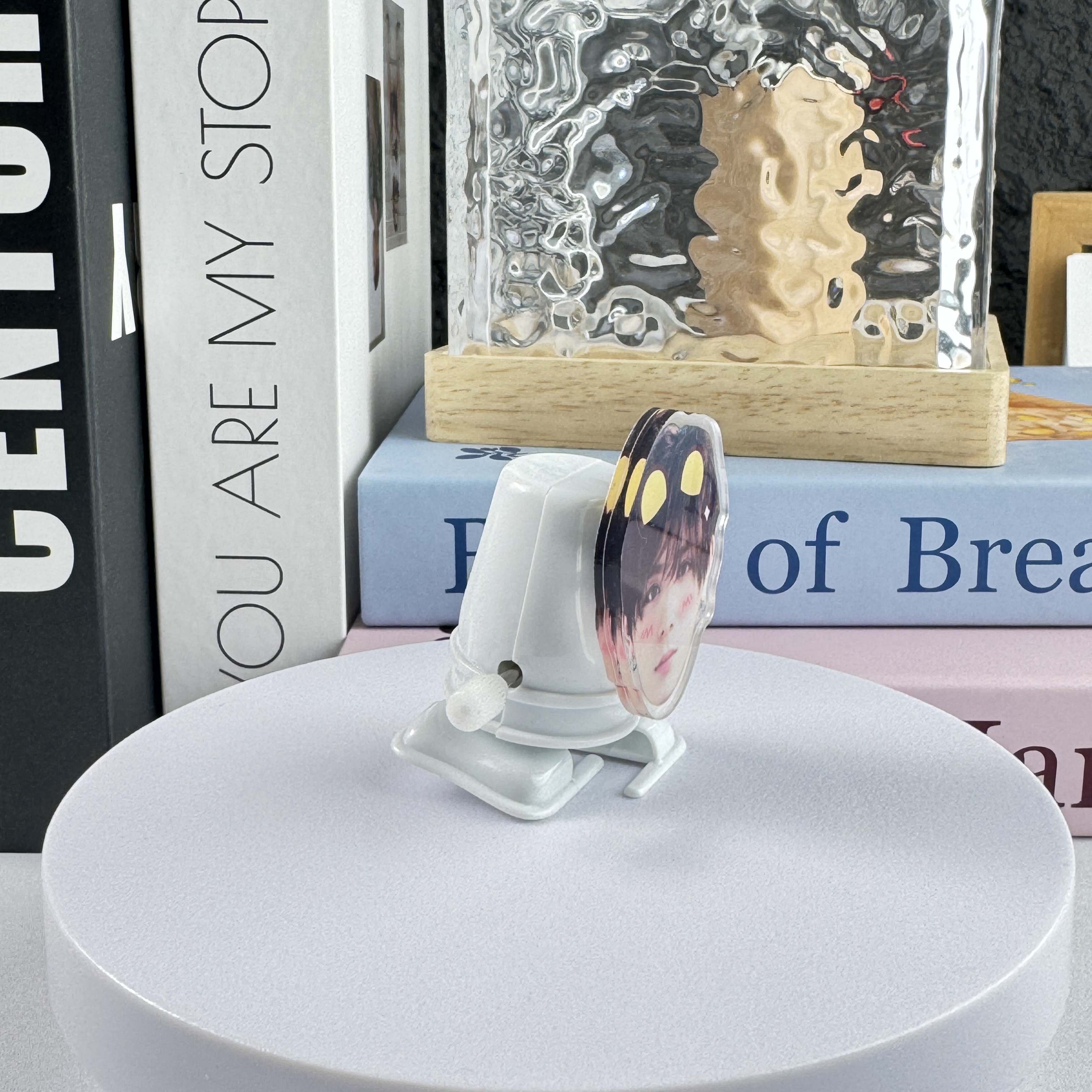 歩くアクリルスタンド・卓上デコ【山田涼介Ryosuke Yamada/Hey!Say!Jump】-YITOTO™推し活がもっと楽しくなる