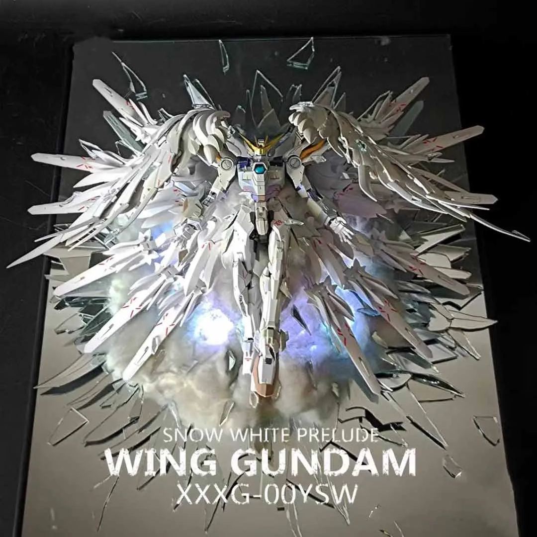 Broken Mirror Gundam Model Decoration 【ガンダム】