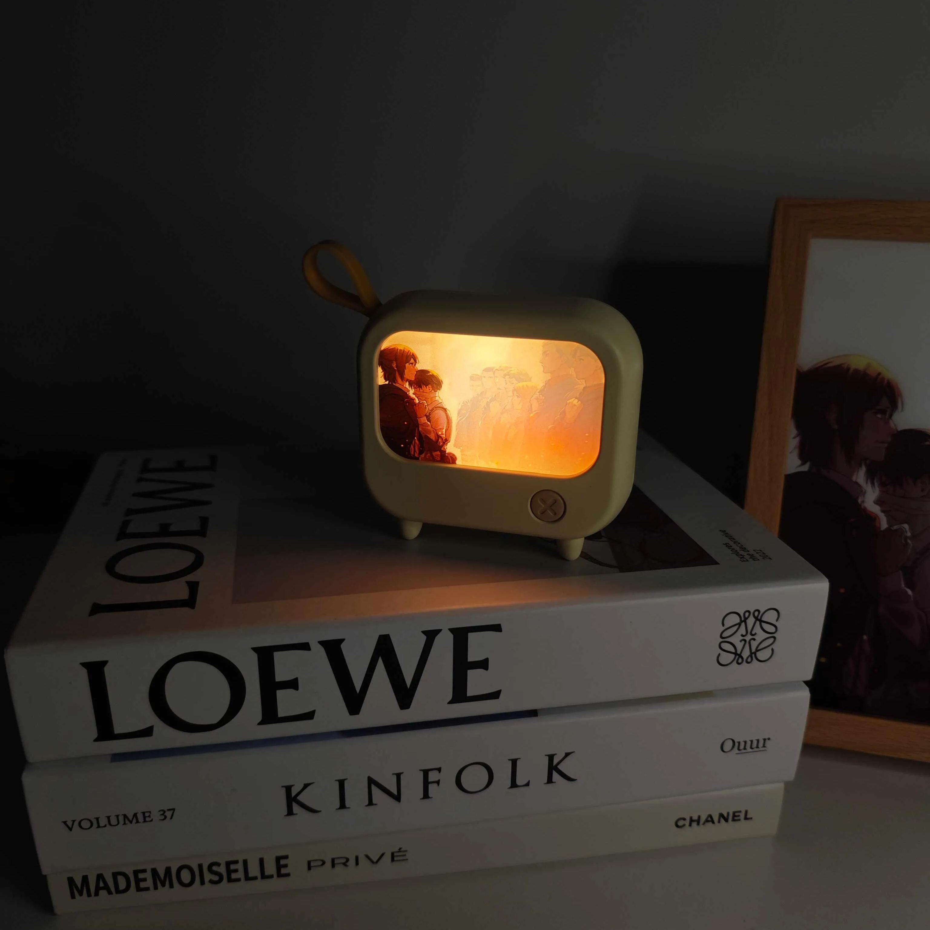 夕暮れの光と影のTV【進撃の巨人】2種類