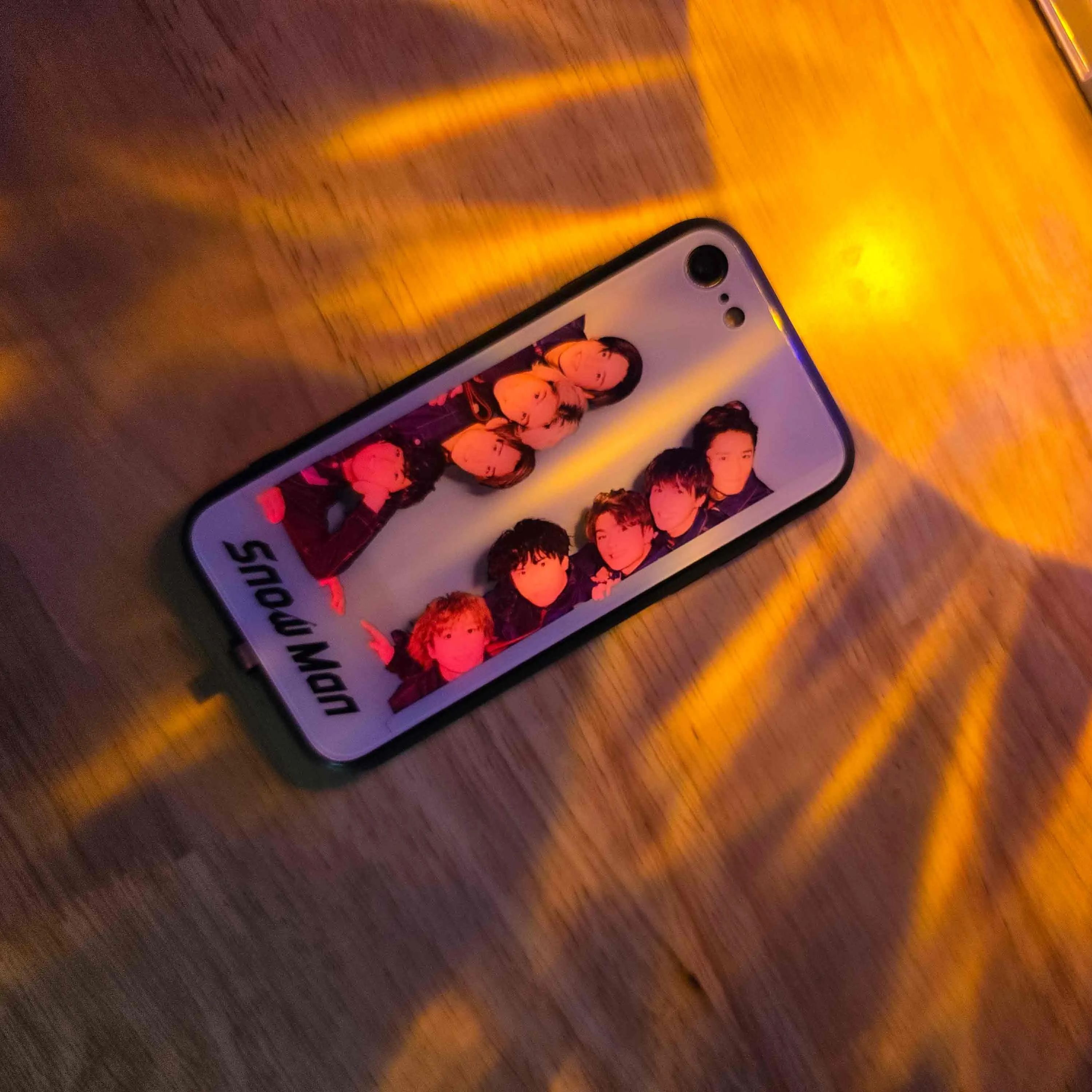 発光するスマートフォンケース 【SnowMan】8種類