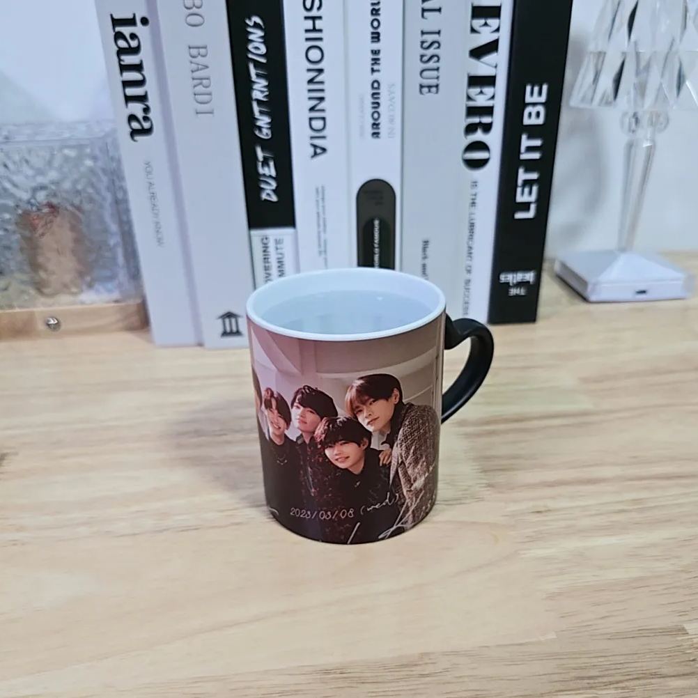 色が変わるマグカップ 【なにわ男子】