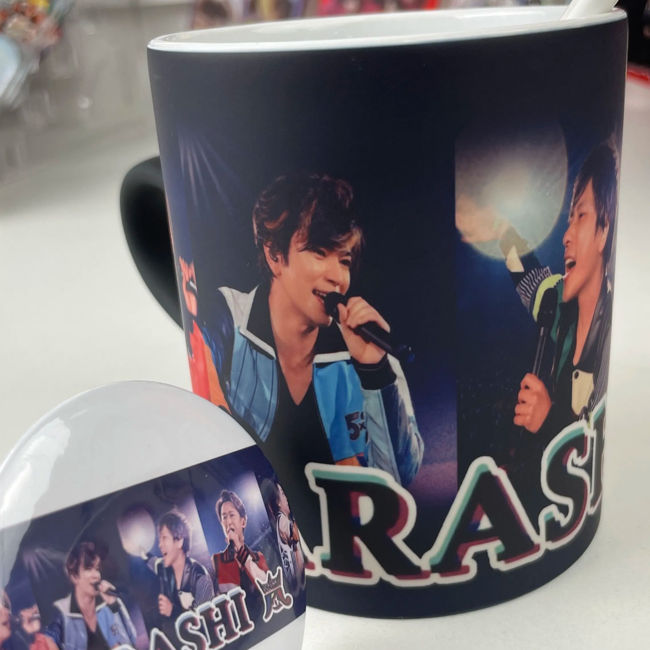 色が変わるマグカップ 【嵐ARASHI】