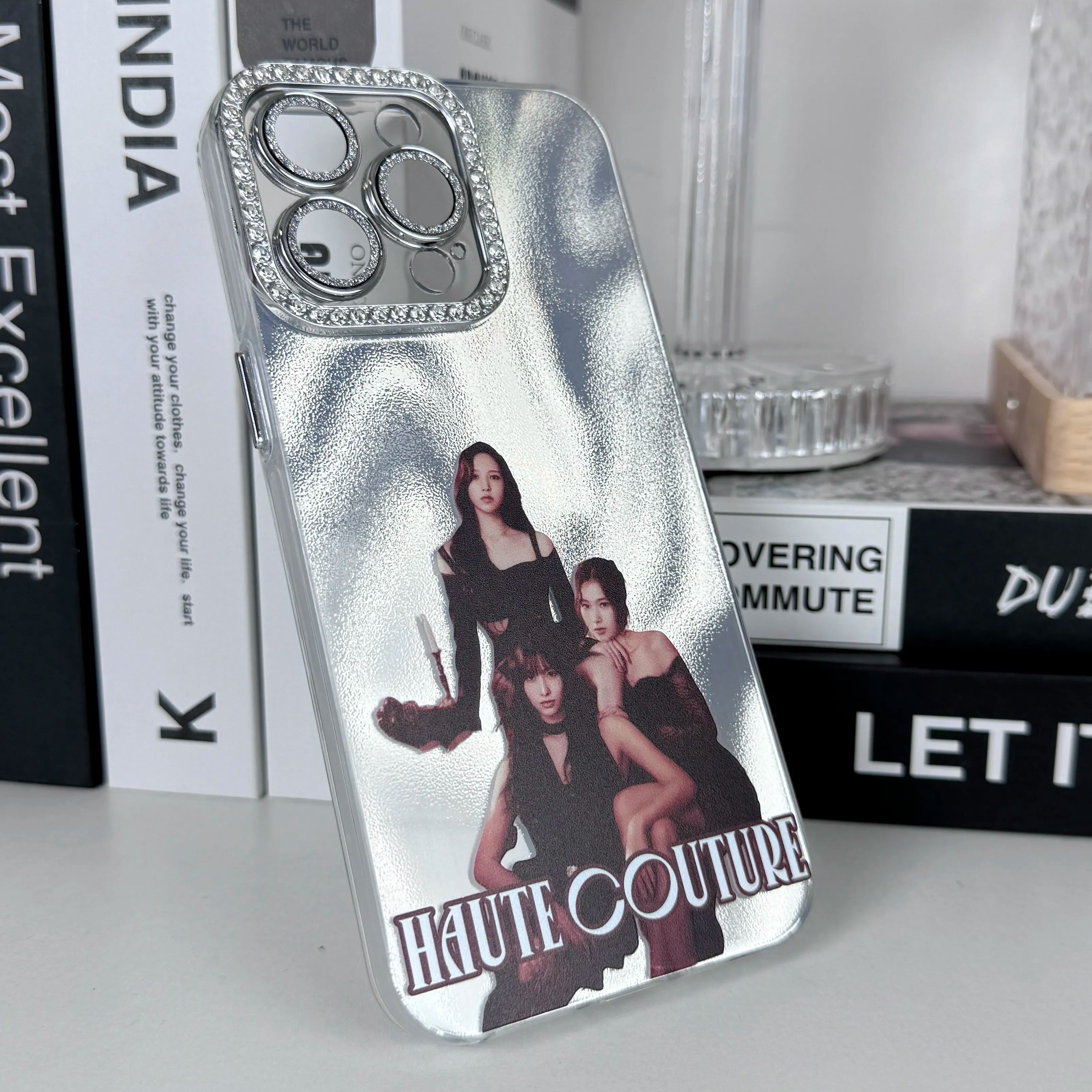 ダイヤモンドレーザーグラデーションスマートフォンケース【MISAMO/New Look】