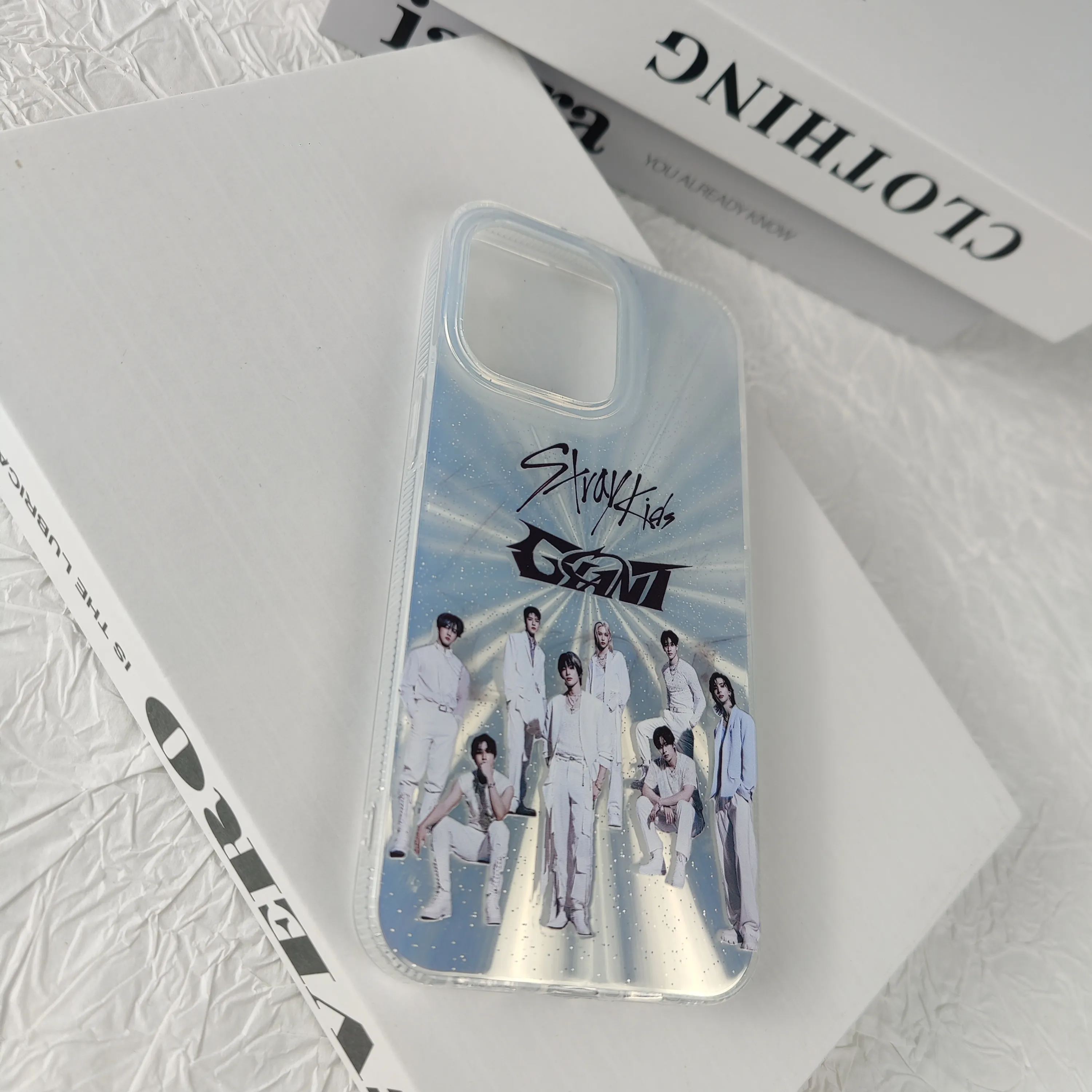 オーロラレーザーグラデーションスマートフォンケース【StrayKids/GIANT】