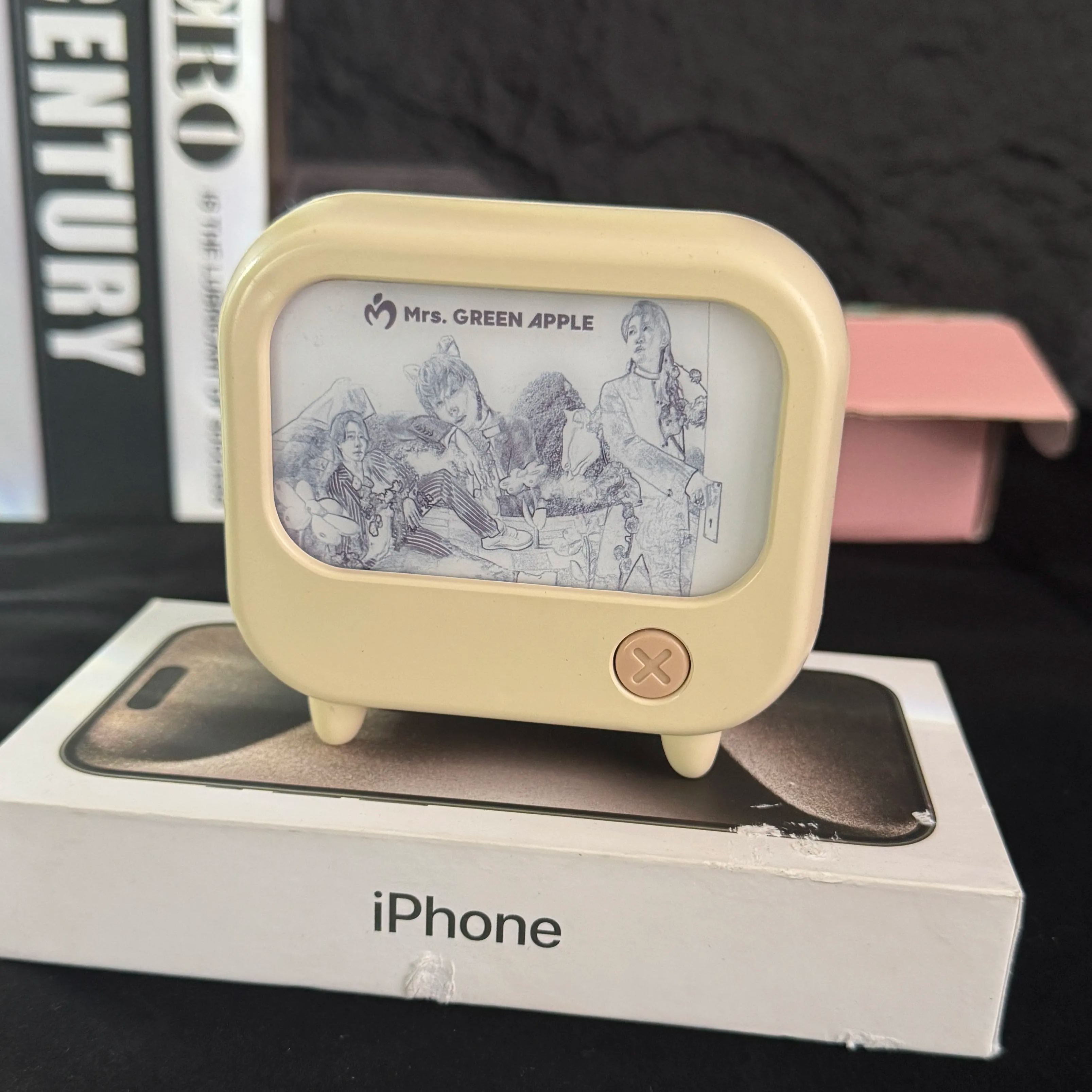 夕暮れの光と影のTV【MrsGREENAPPLE】2種類