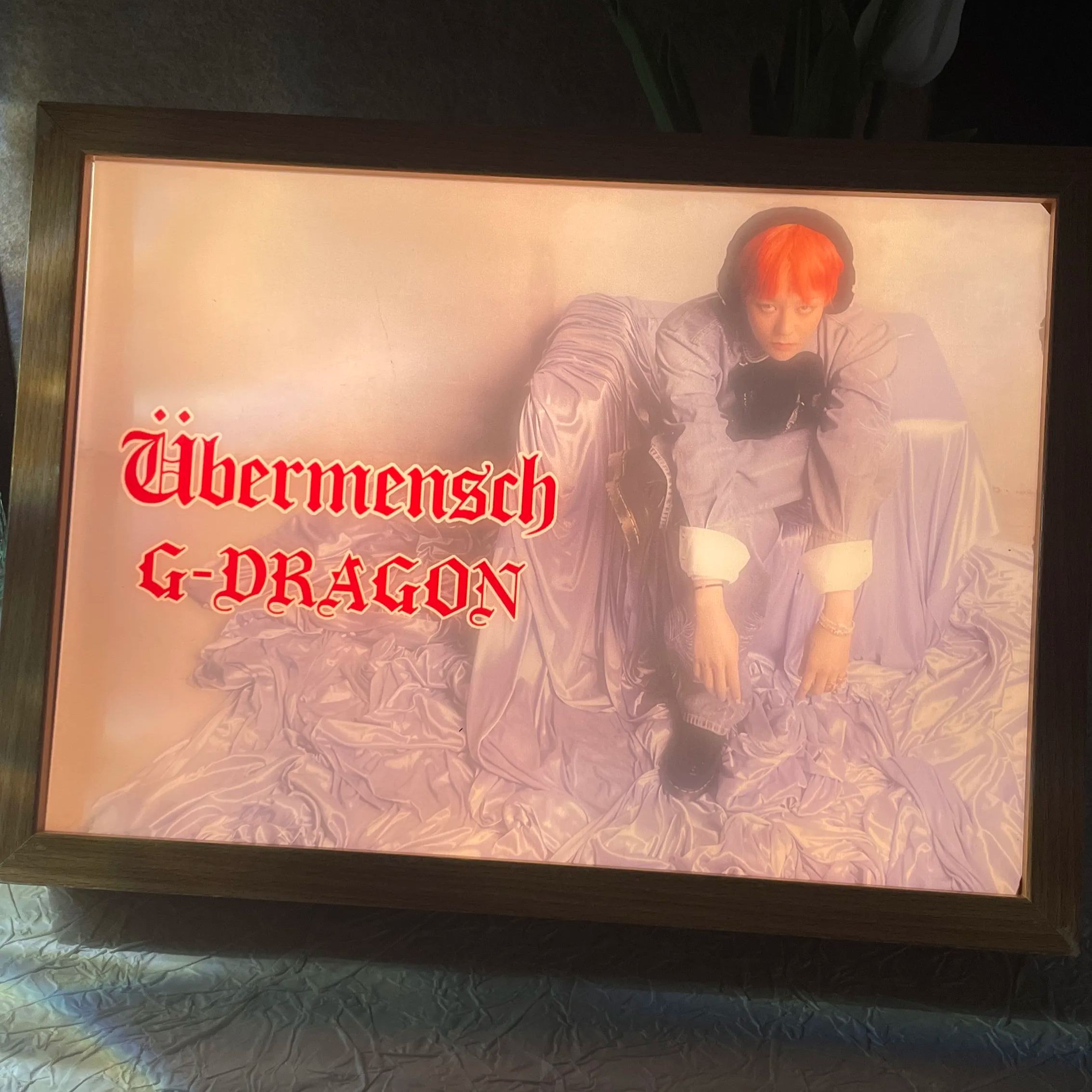 夕暮れの光と影の絵【G-DRAGON/Übermensch】2種類