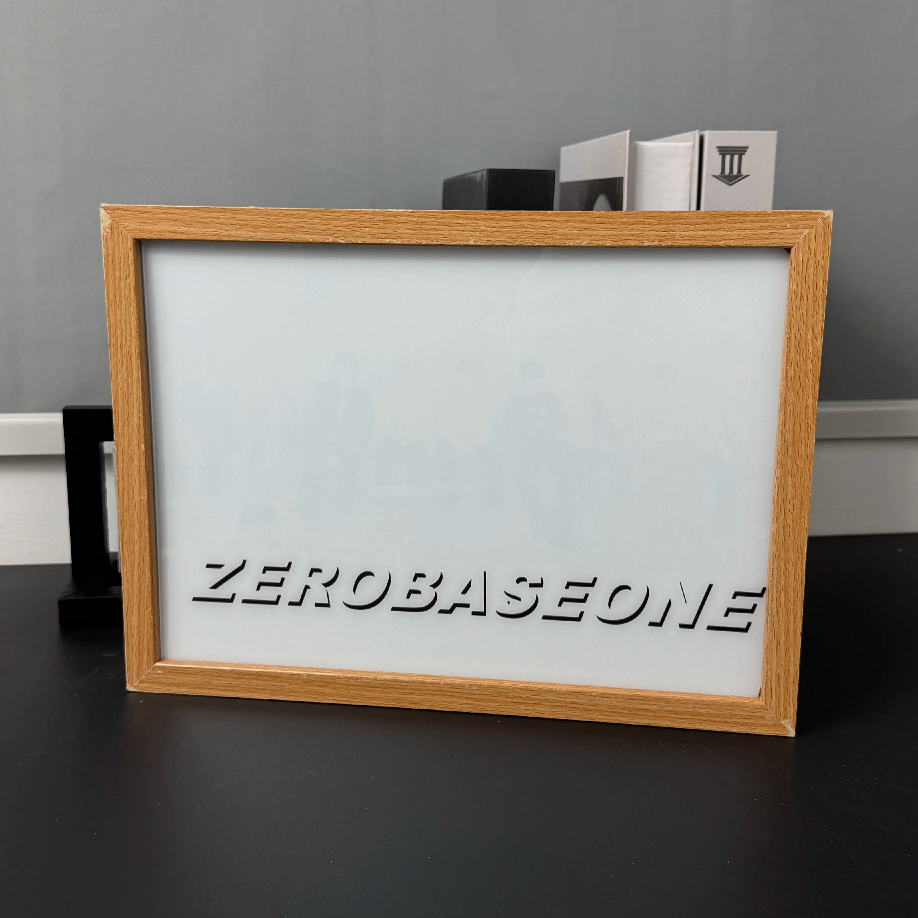 夕暮れの光と影の絵【ZEROBASEONE/PREZENT】