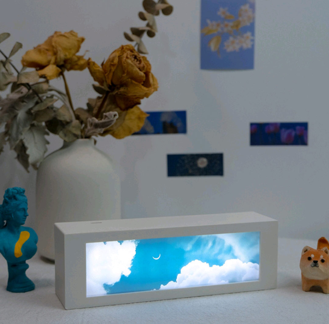 Yitoto™ 雲の夜の光